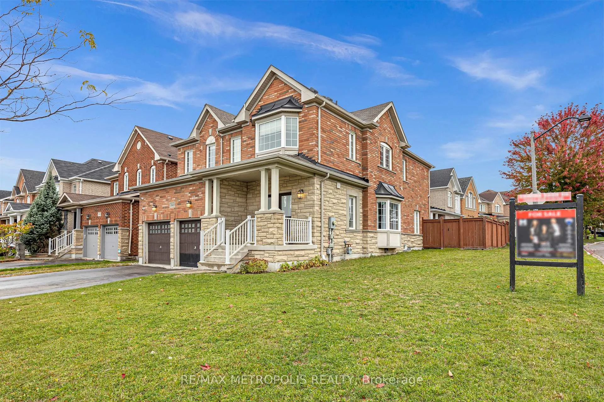 Photo 1 of 1665 Pennel Drive, Oshawa, Taunton — HOMEH