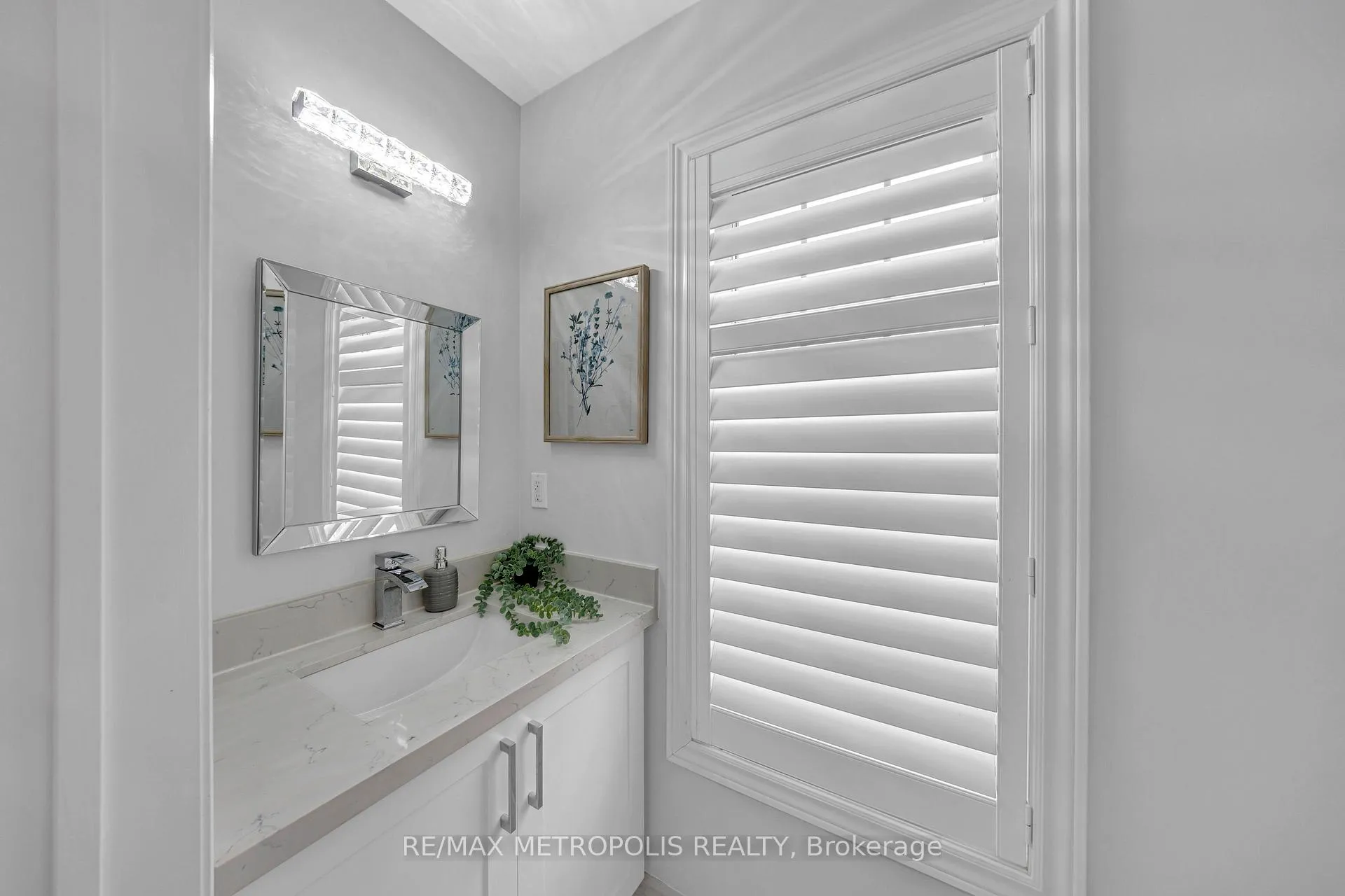 Photo 8 of 1665 Pennel Drive, Oshawa, Taunton — HOMEH