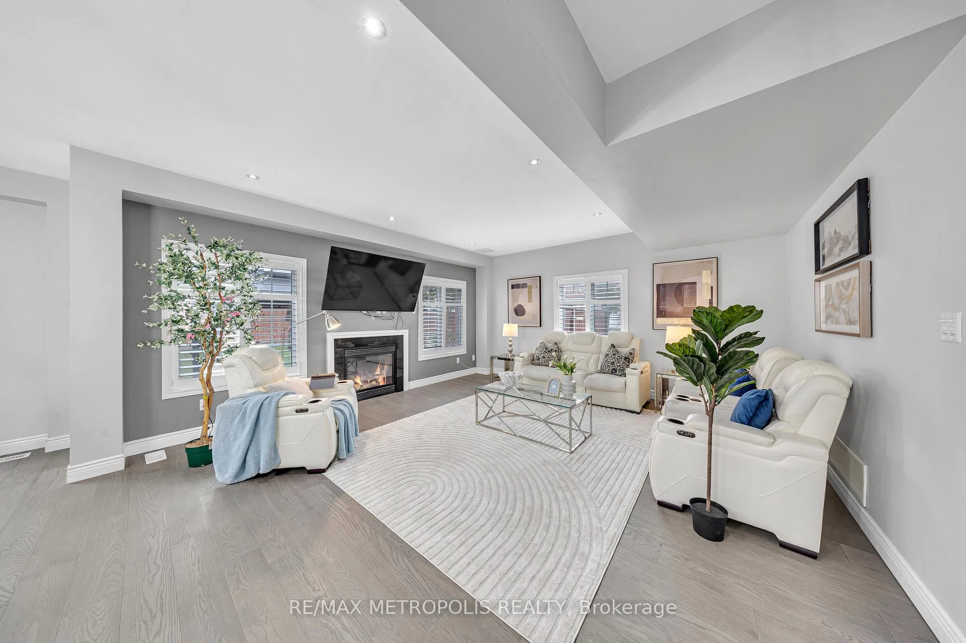 Photo 16 of 1665 Pennel Drive, Oshawa, Taunton — HOMEH