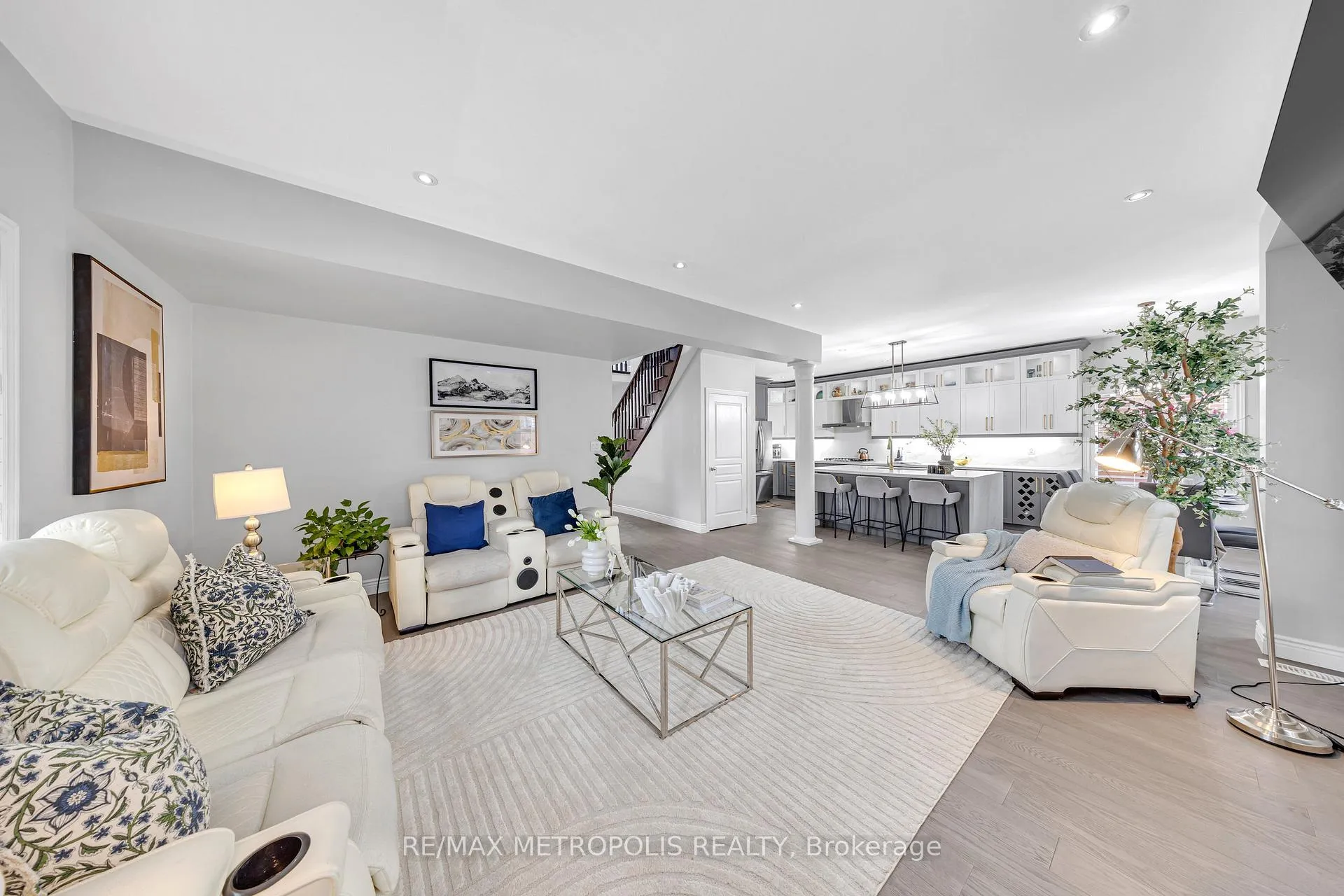 Photo 19 of 1665 Pennel Drive, Oshawa, Taunton — HOMEH
