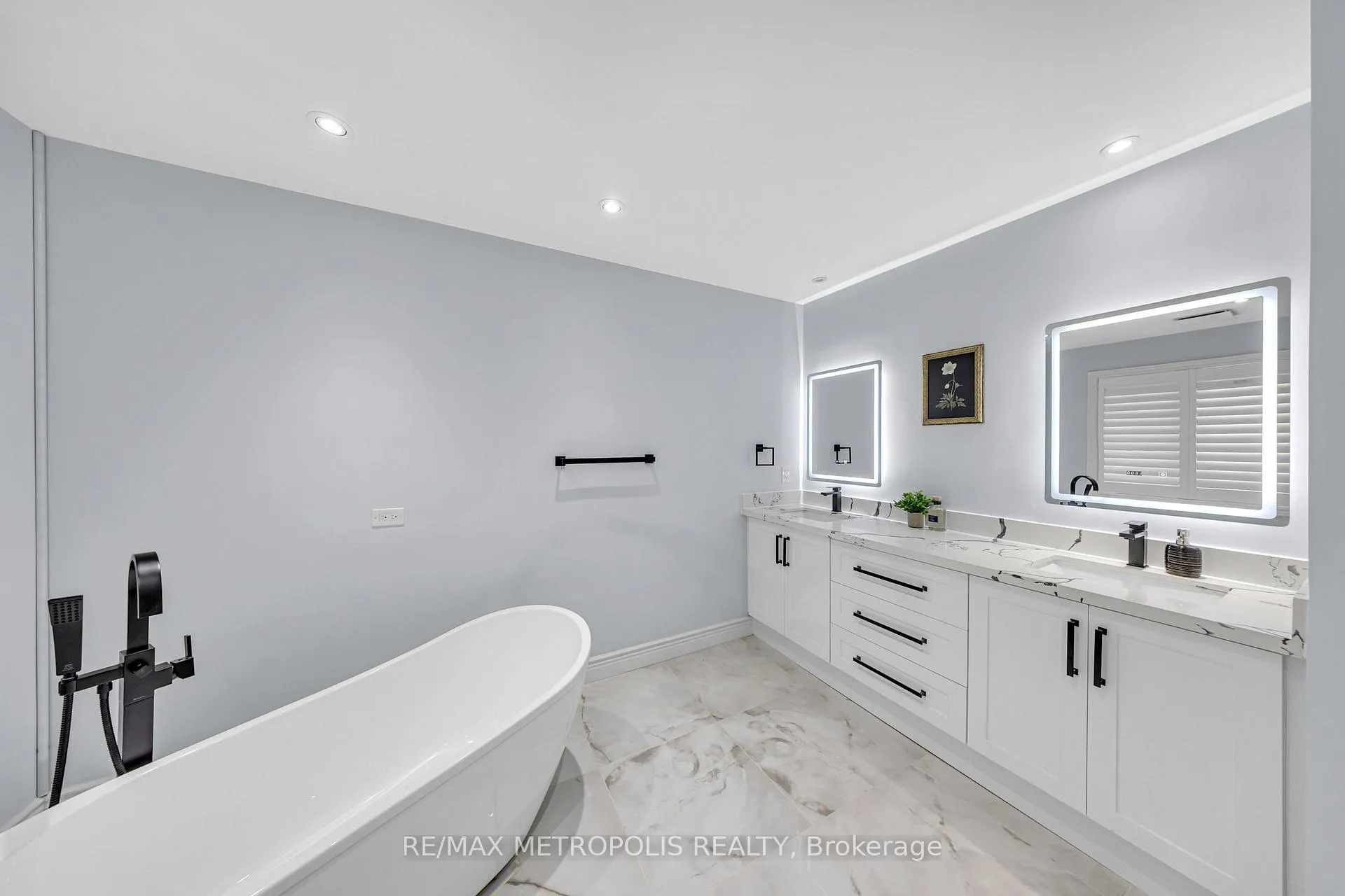 Photo 35 of 1665 Pennel Drive, Oshawa, Taunton — HOMEH