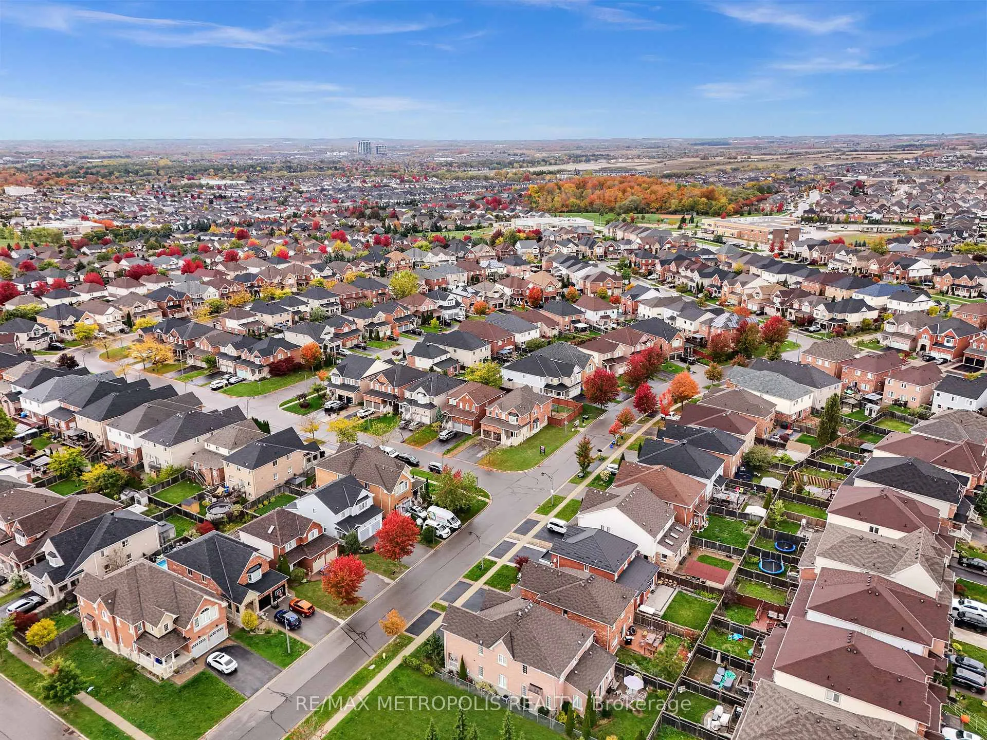 Photo 46 of 1665 Pennel Drive, Oshawa, Taunton — HOMEH