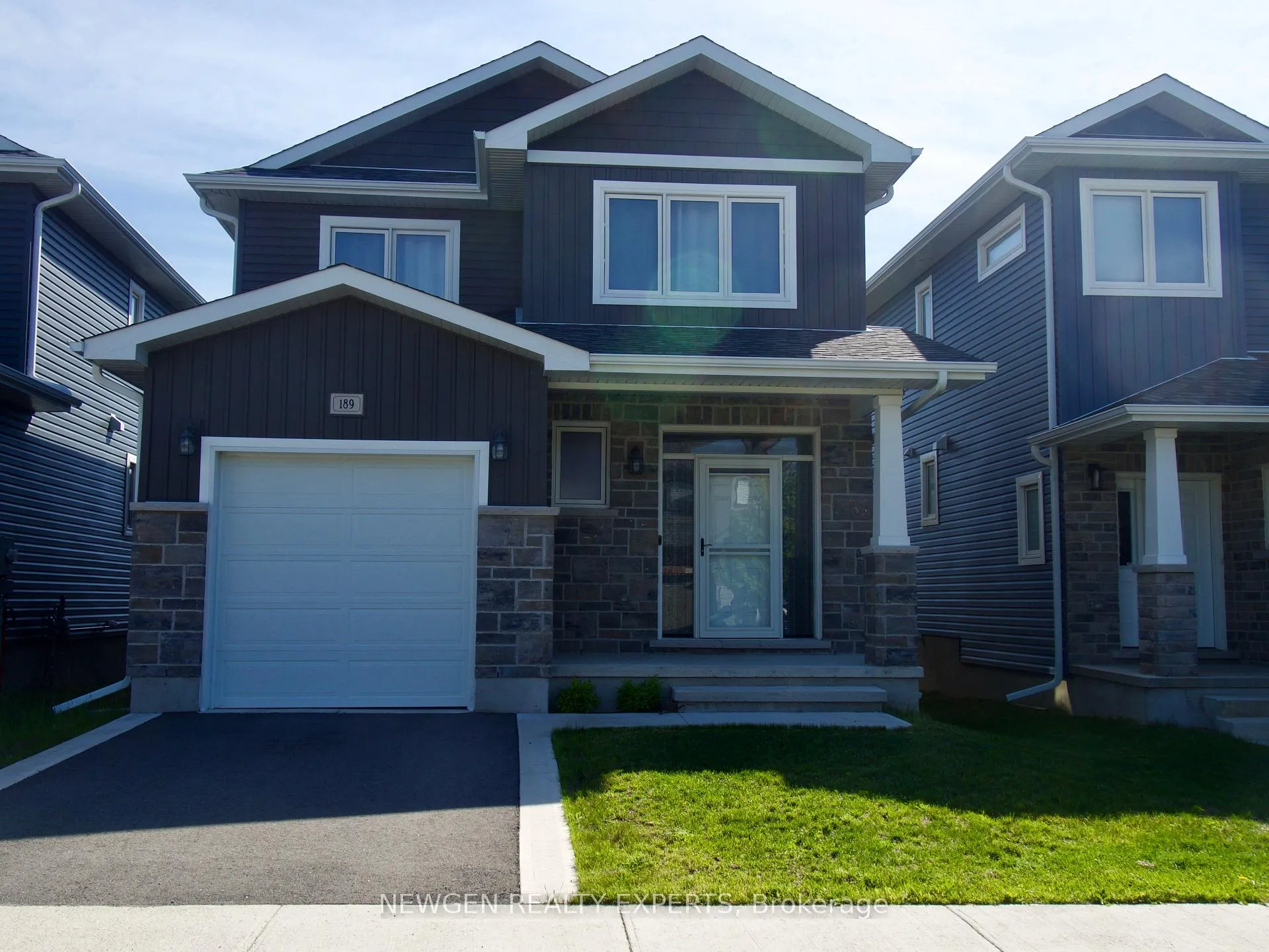 Photo 1 of 189 Dr Richard James Crescent E, Loyalist, Amherstview — HOMEH