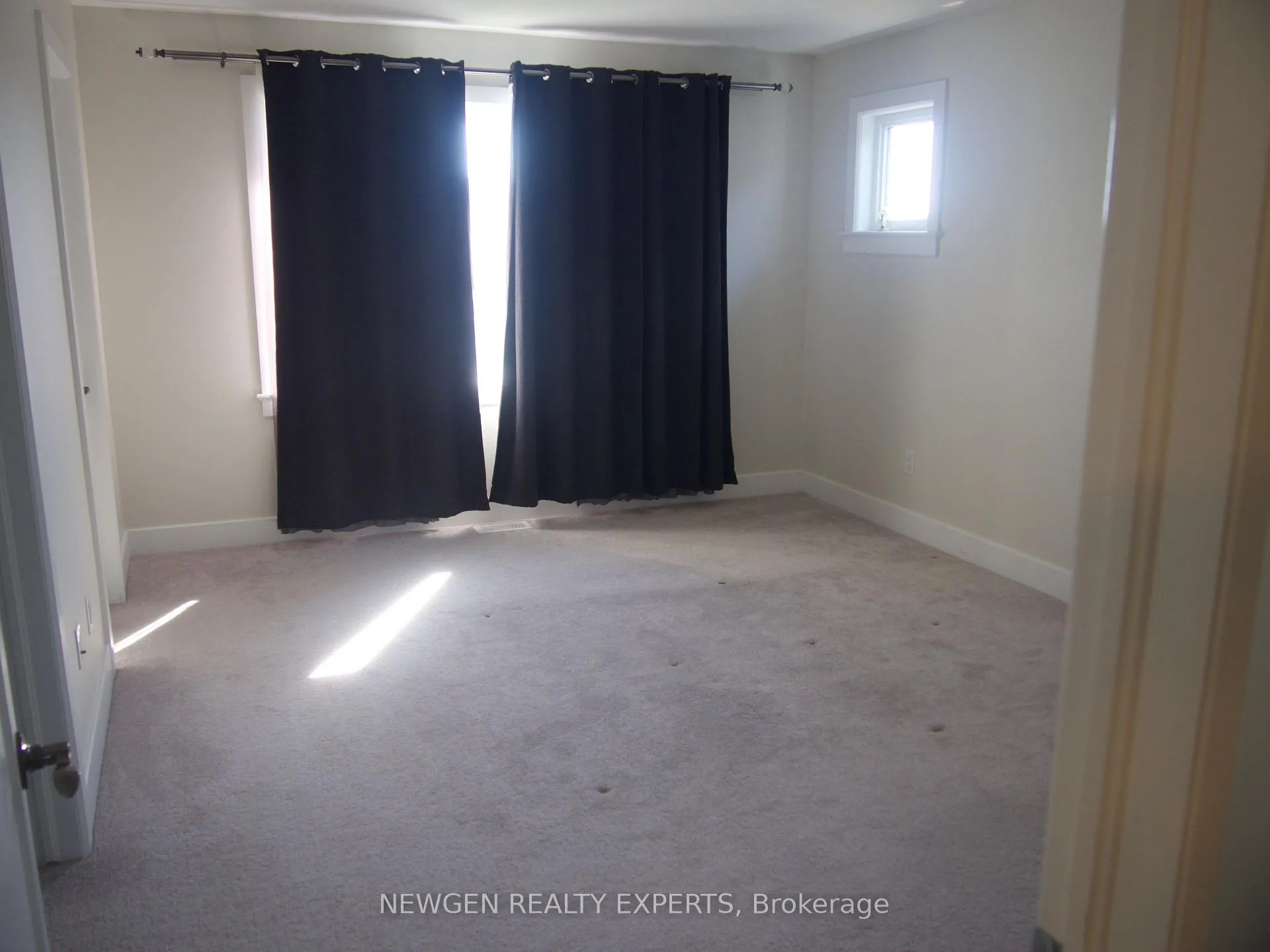 Photo 6 of 189 Dr Richard James Crescent E, Loyalist, Amherstview — HOMEH