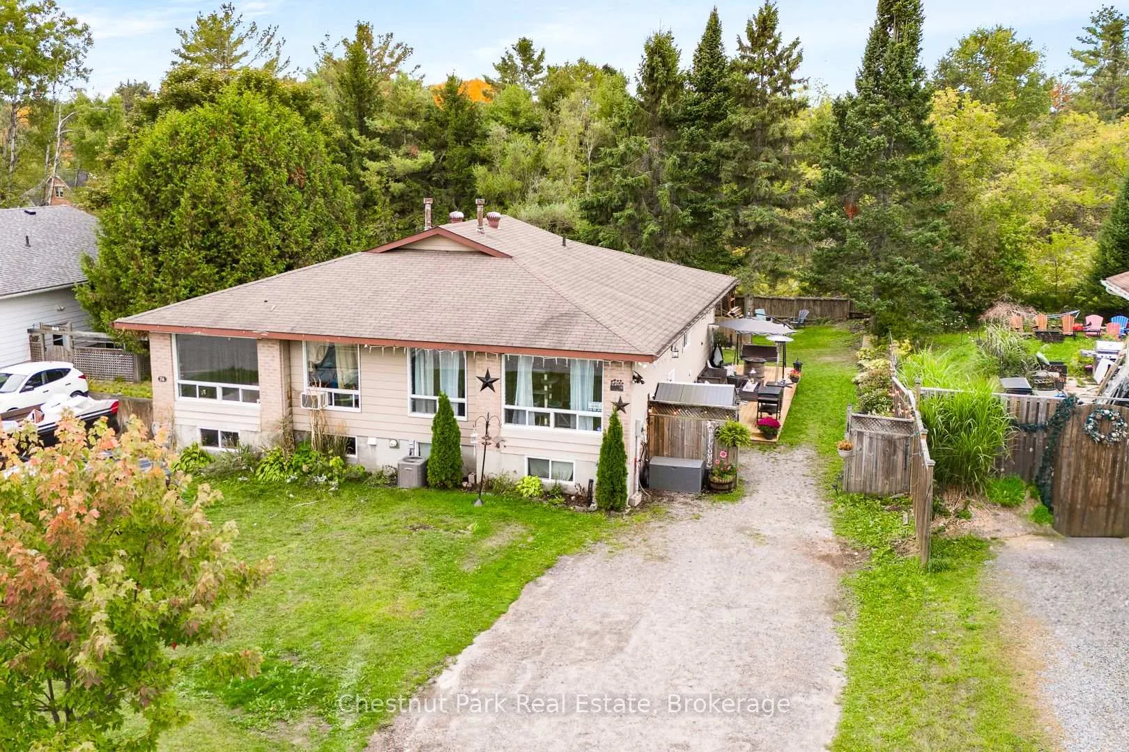 Photo 2 of 70 Milton Street, Bracebridge, Macaulay — HOMEH