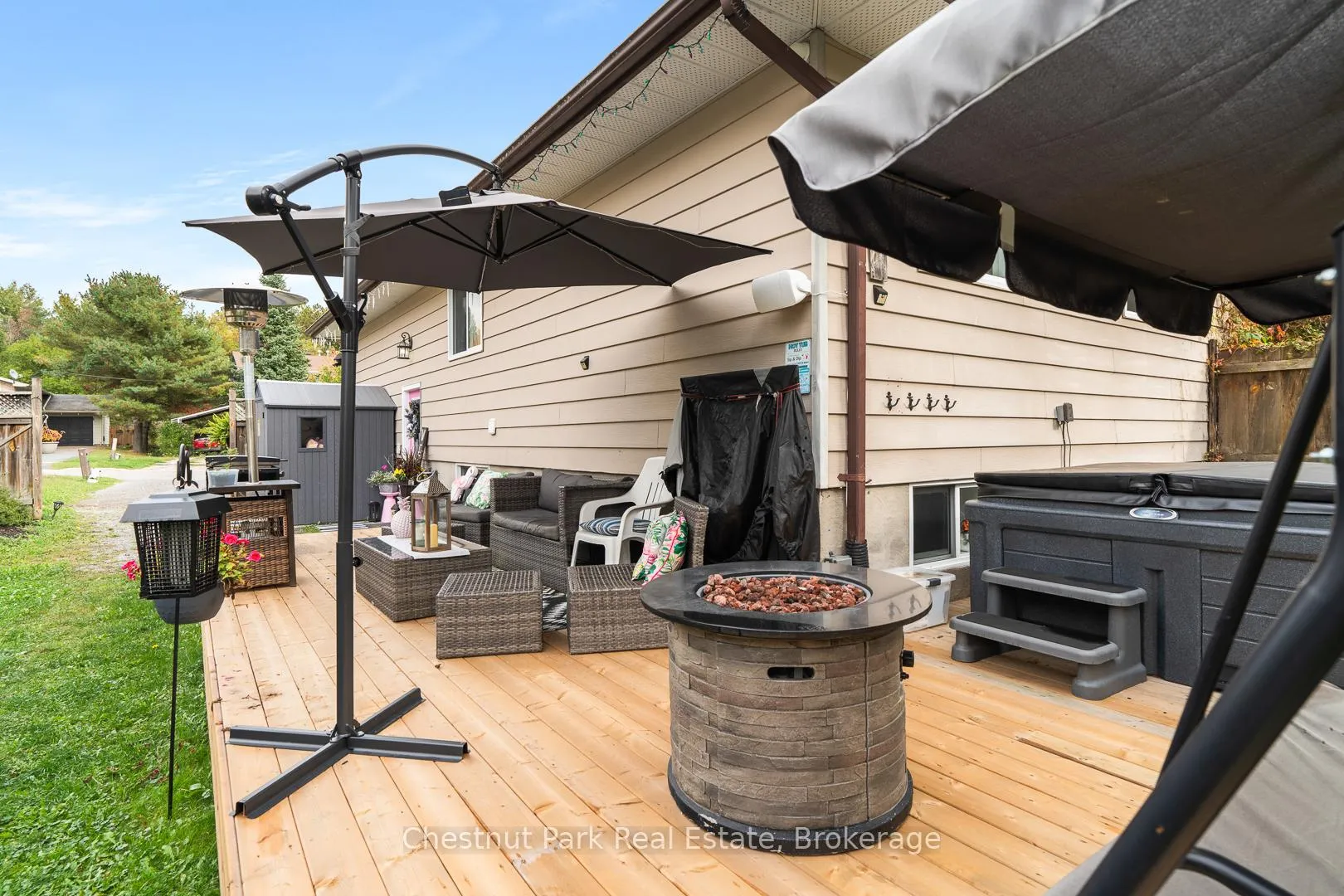 Photo 40 of 70 Milton Street, Bracebridge, Macaulay — HOMEH