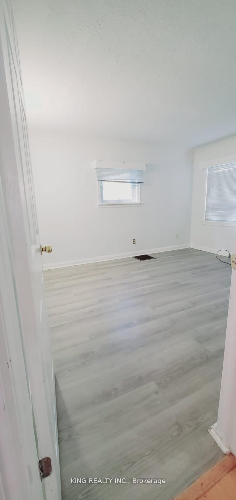 Photo 10 of 167 Erb Street W, Kitchener — HOMEH
