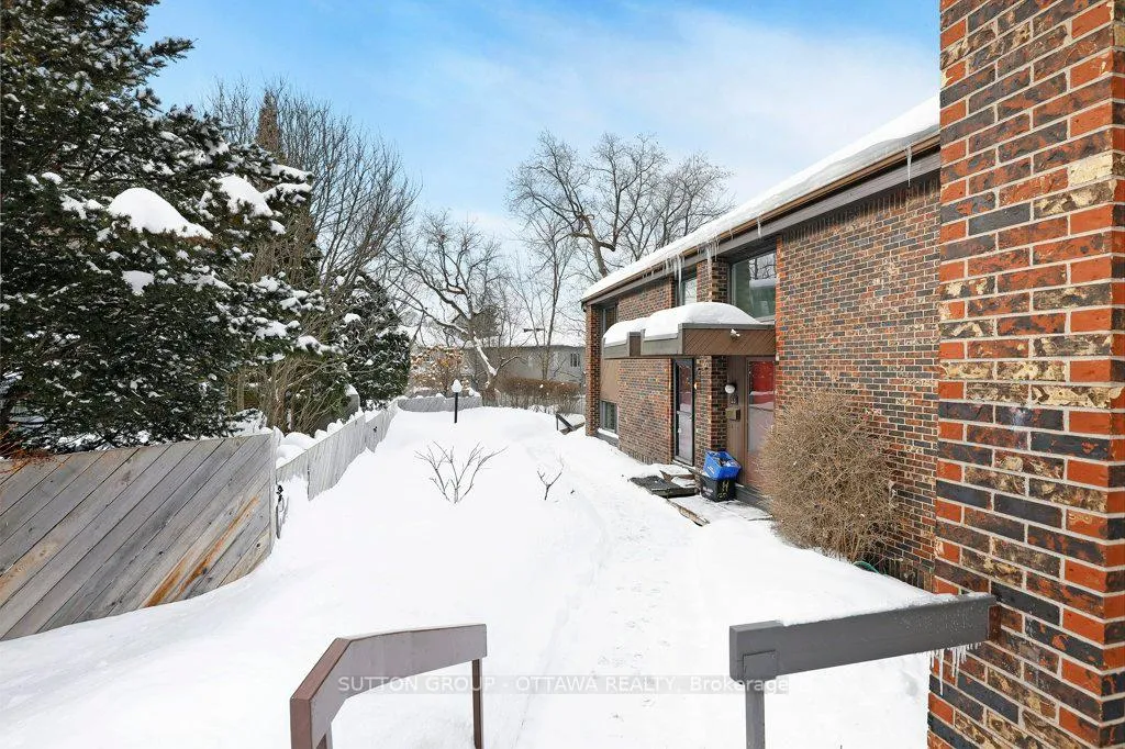 Photo 3 of Unit 60, 121 Buell Street, Ottawa, Westboro/Hampton Park — HOMEH