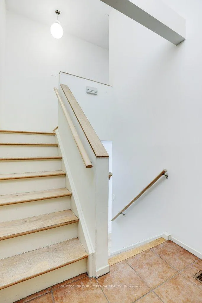Photo 6 of Unit 60, 121 Buell Street, Ottawa, Westboro/Hampton Park — HOMEH