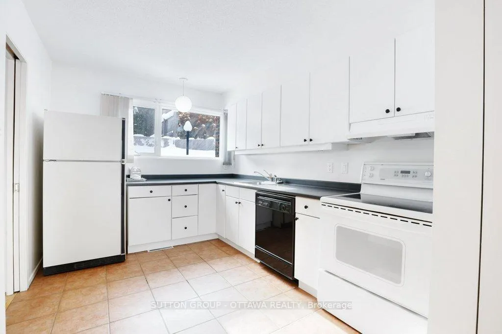 Photo 10 of Unit 60, 121 Buell Street, Ottawa, Westboro/Hampton Park — HOMEH