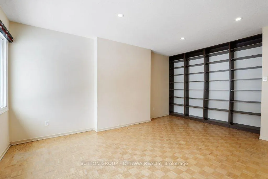 Photo 23 of Unit 60, 121 Buell Street, Ottawa, Westboro/Hampton Park — HOMEH