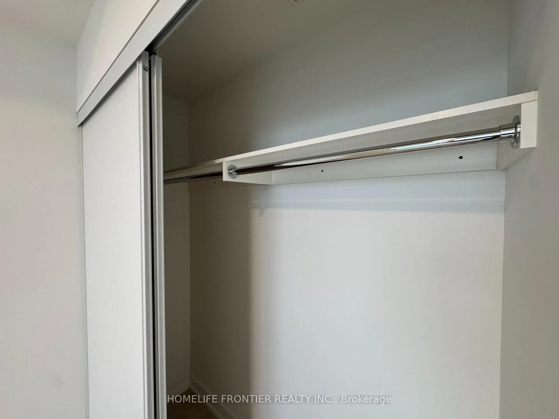 Photo 5 of Unit 805, 9763 Markham Road, Markham, Greensborough — HOMEH