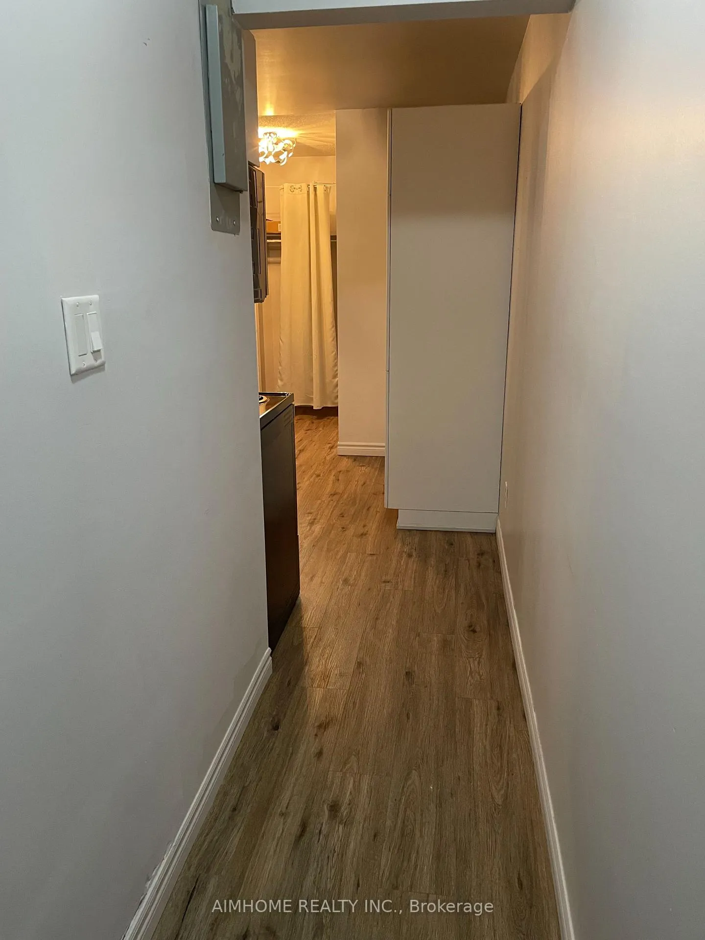 Photo 16 of Unit 4, 113 Westmount Road N, Waterloo — HOMEH