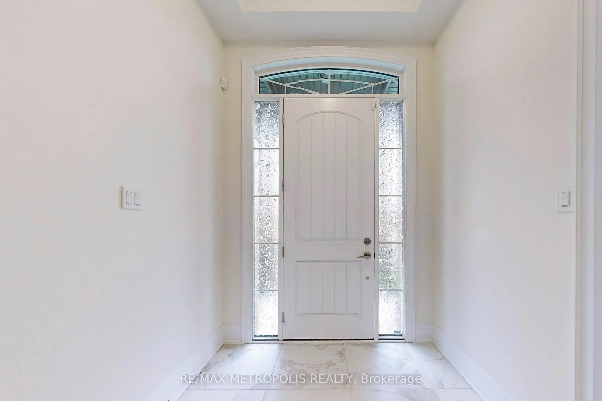 Photo 15 of 100 Ballantyne Boulevard, Vaughan, Vellore Village — HOMEH