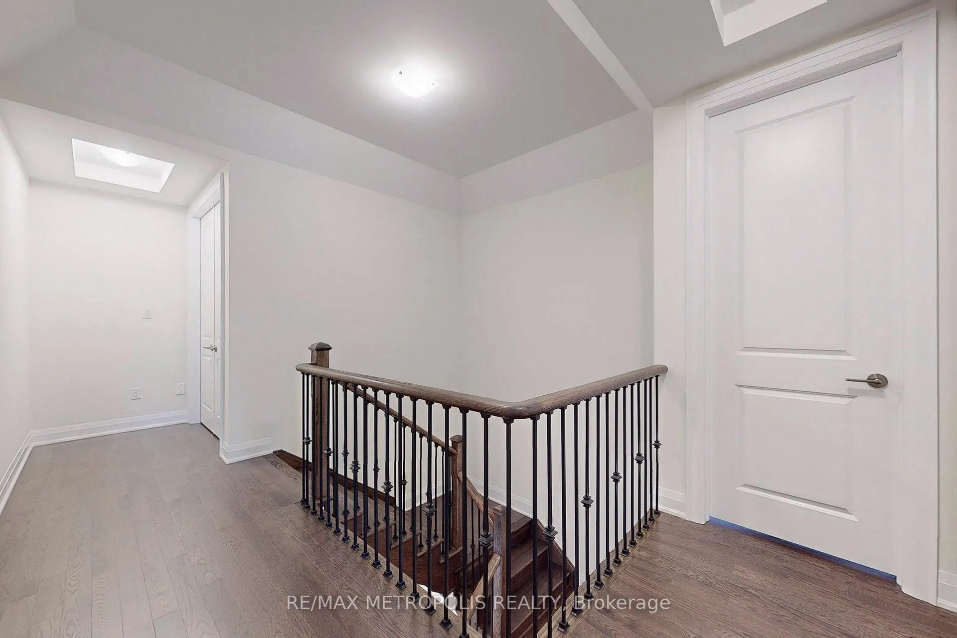 Photo 17 of 100 Ballantyne Boulevard, Vaughan, Vellore Village — HOMEH