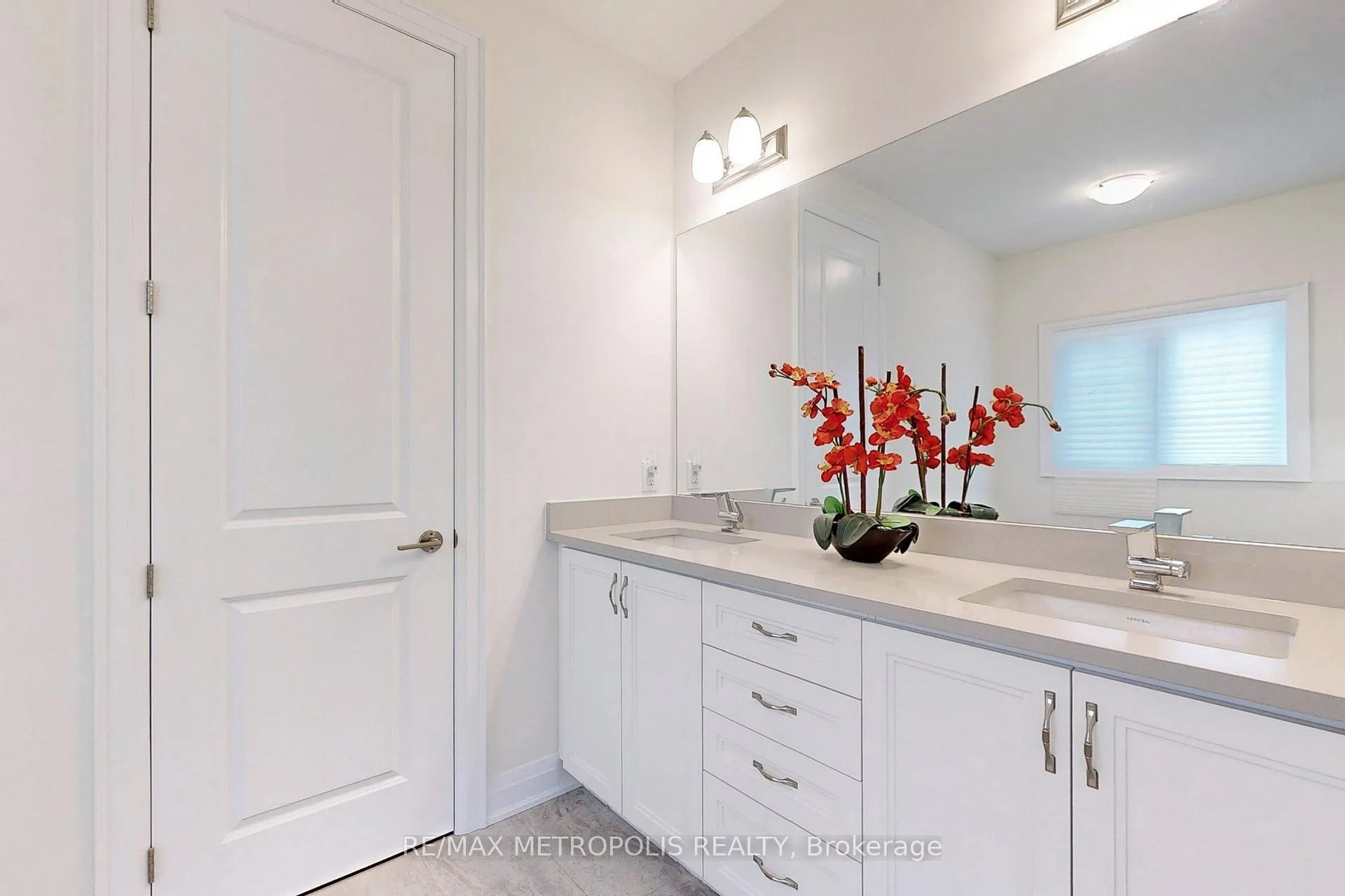 Photo 25 of 100 Ballantyne Boulevard, Vaughan, Vellore Village — HOMEH