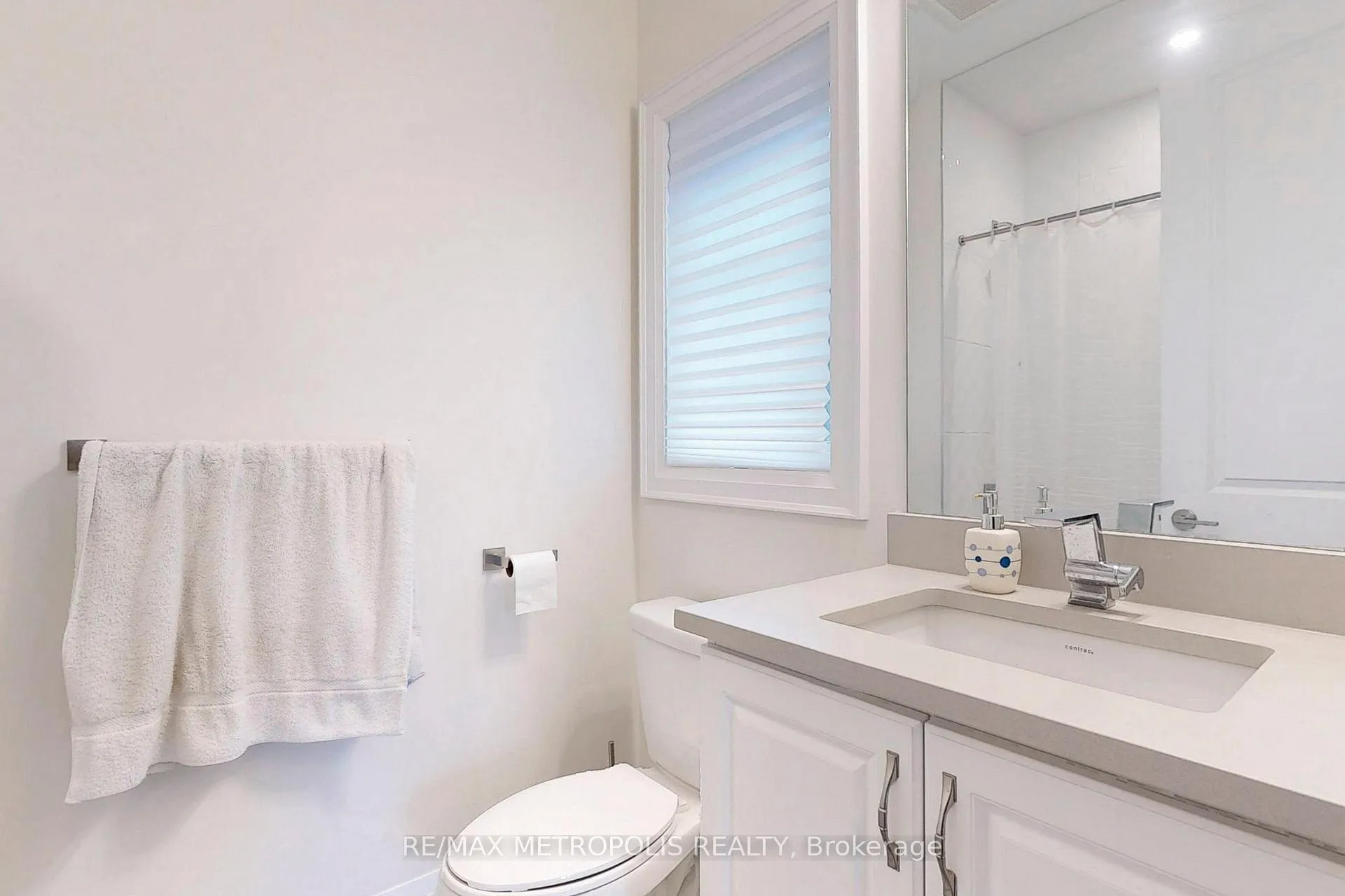 Photo 31 of 100 Ballantyne Boulevard, Vaughan, Vellore Village — HOMEH