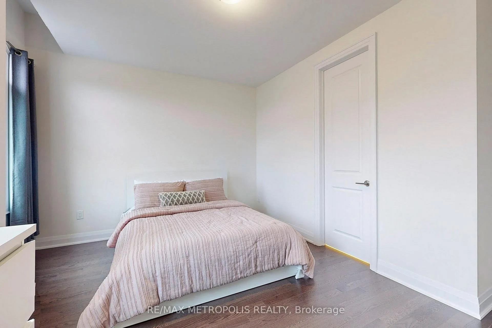 Photo 34 of 100 Ballantyne Boulevard, Vaughan, Vellore Village — HOMEH