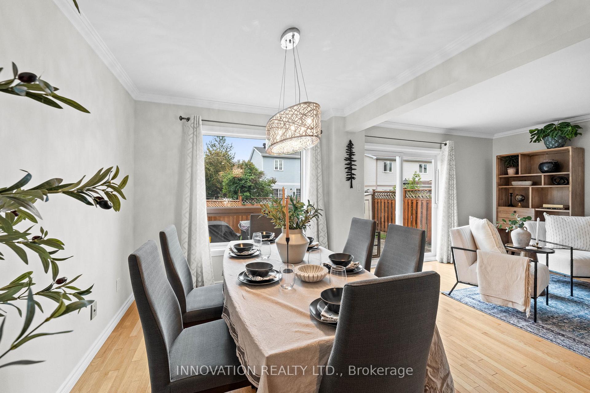 Photo 12 of 47 Saddle Crescent, Ottawa, Hunt Club Park — HOMEH