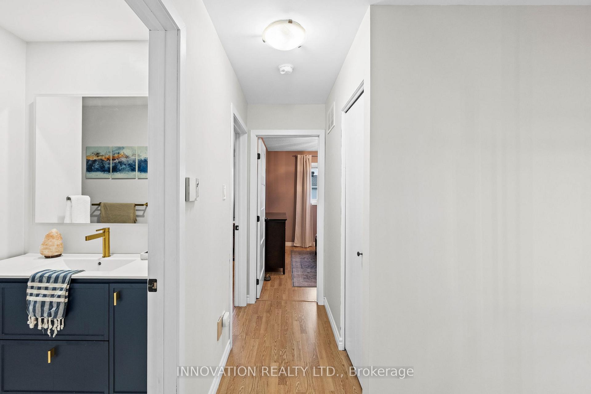 Photo 20 of 47 Saddle Crescent, Ottawa, Hunt Club Park — HOMEH