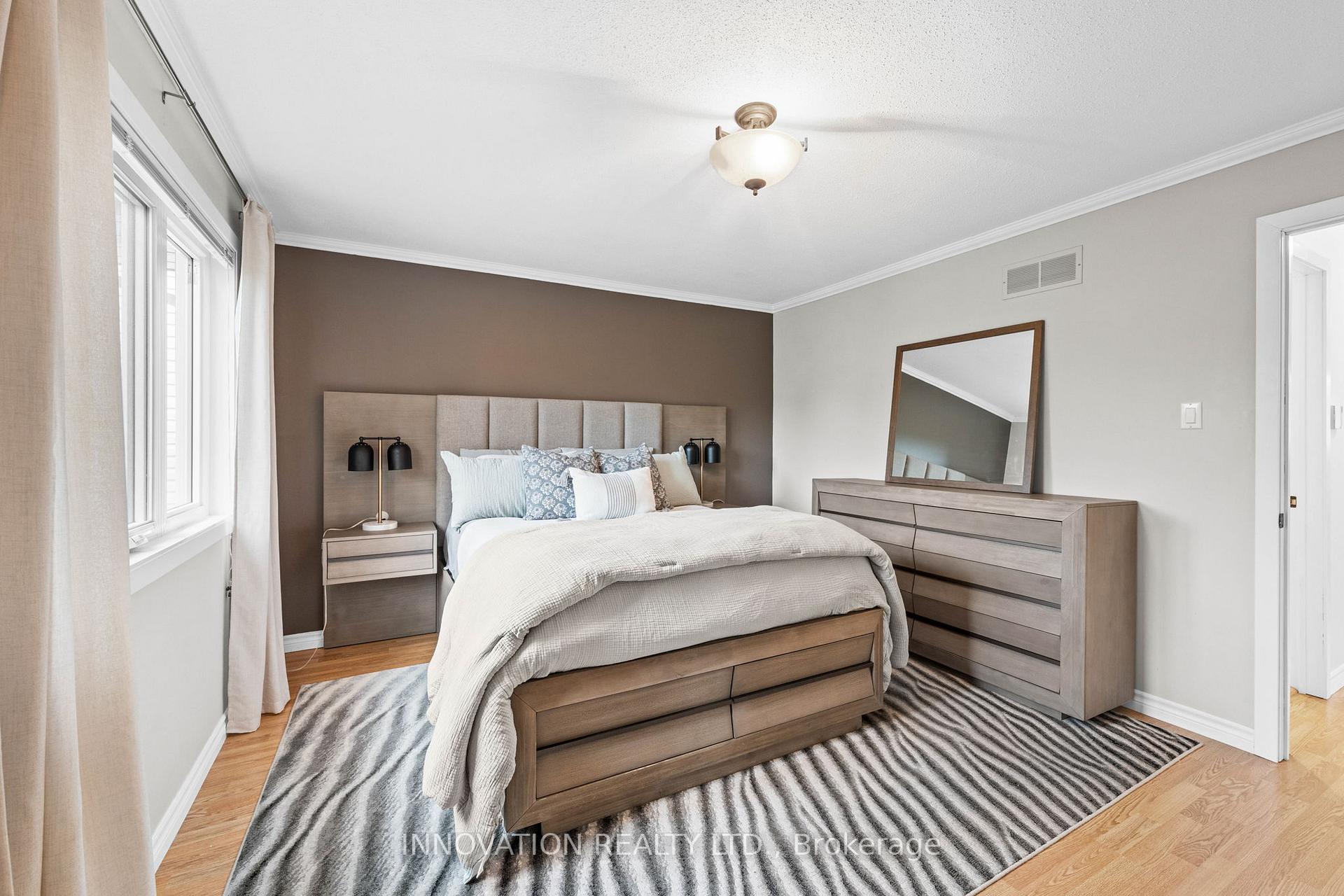 Photo 23 of 47 Saddle Crescent, Ottawa, Hunt Club Park — HOMEH