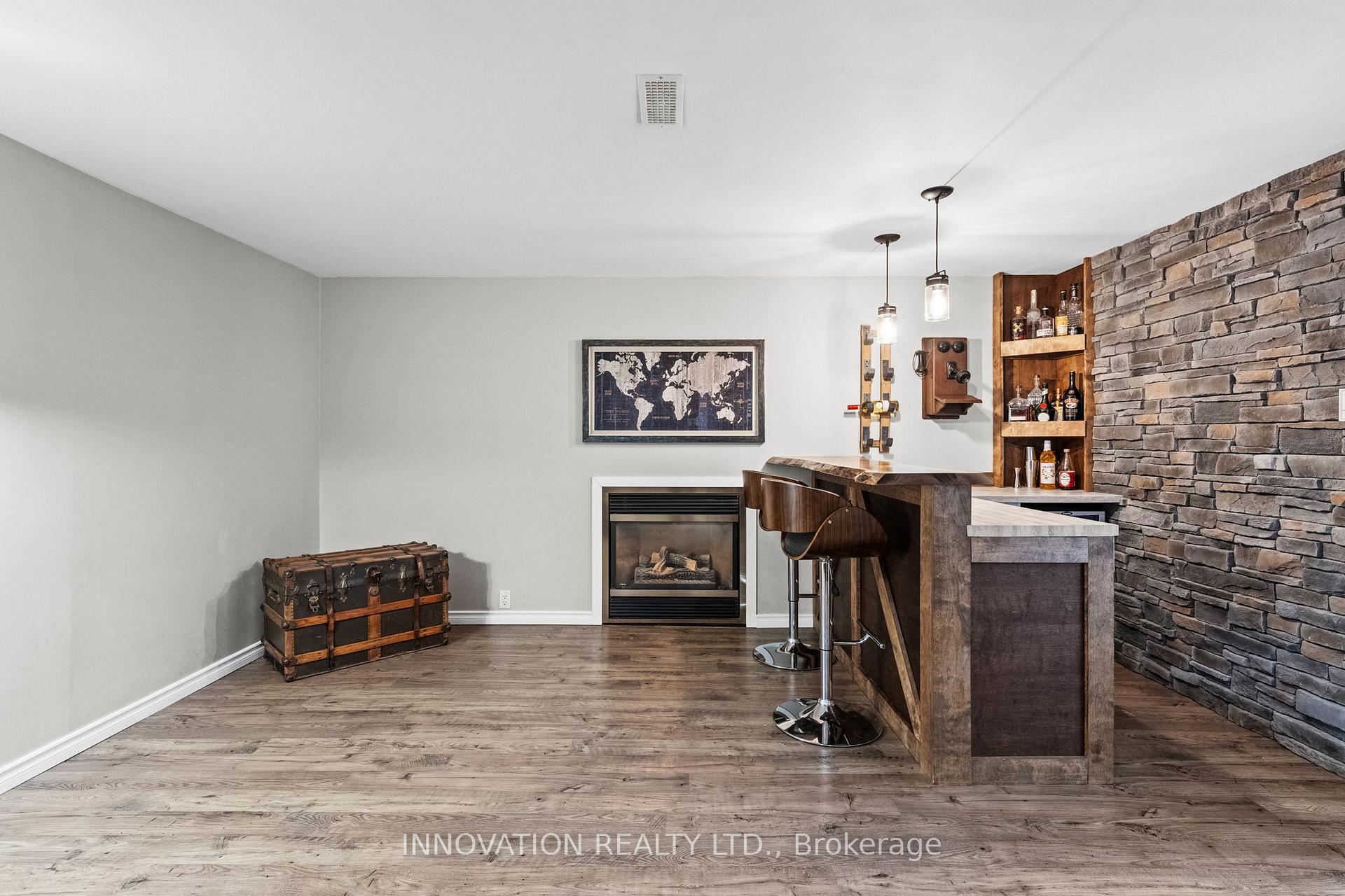 Photo 32 of 47 Saddle Crescent, Ottawa, Hunt Club Park — HOMEH