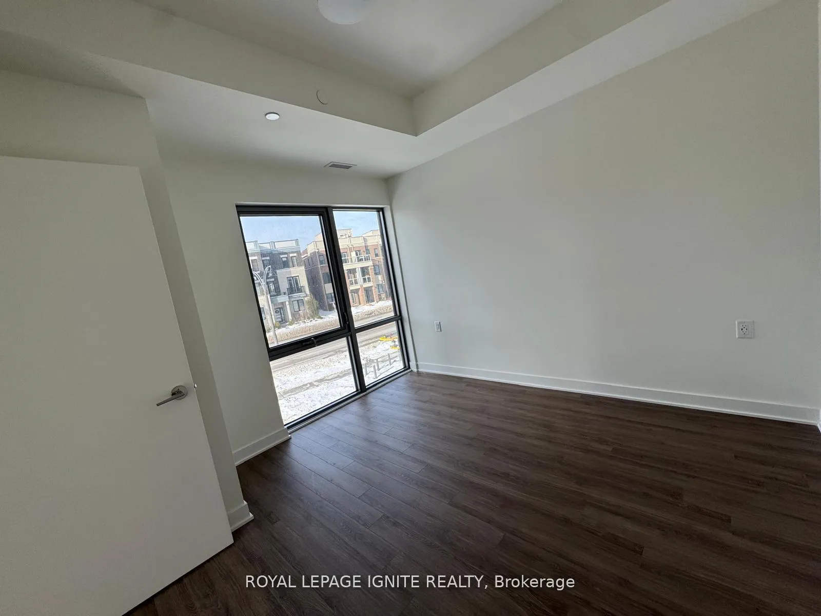 Photo 13 of Unit 221, 51 Clarington Boulevard, Clarington, Bowmanville — HOMEH