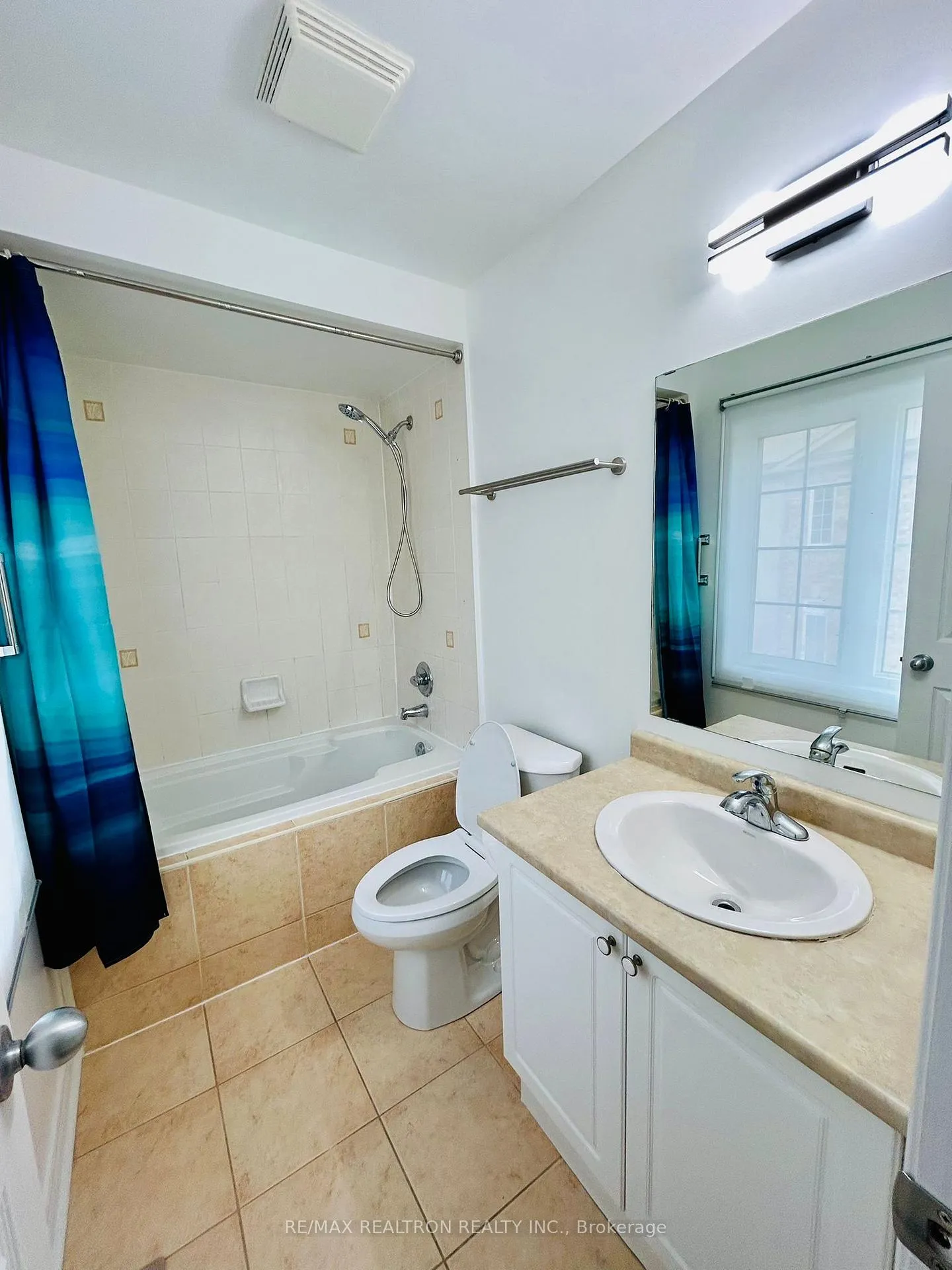 Photo 7 of Unit Coach H, 30 Northvale Road, Markham, Cornell — HOMEH