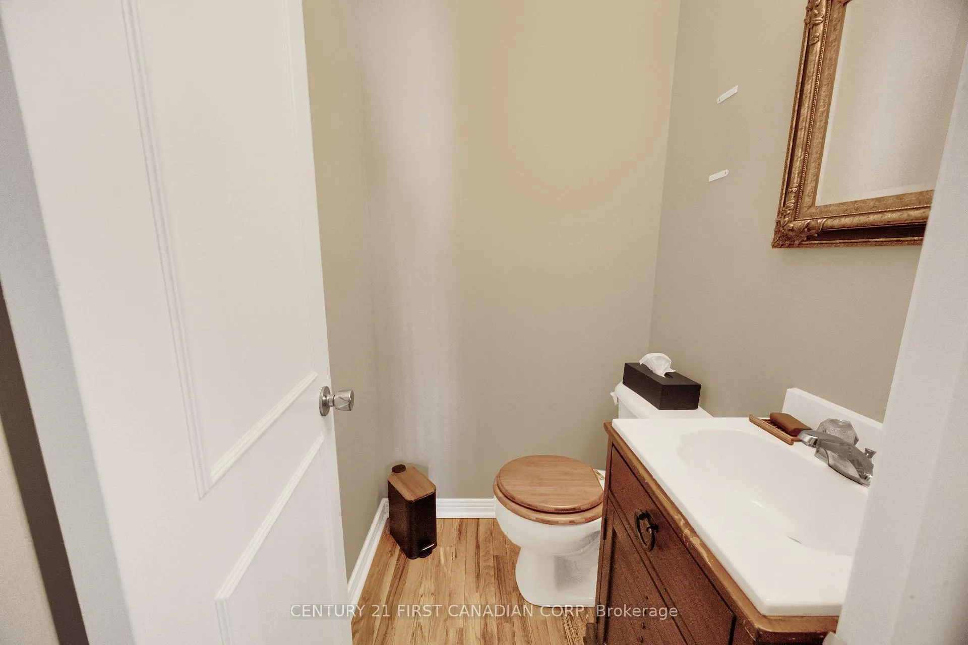 Photo 7 of Unit 3, 703 Windermere Road, London, North G — HOMEH