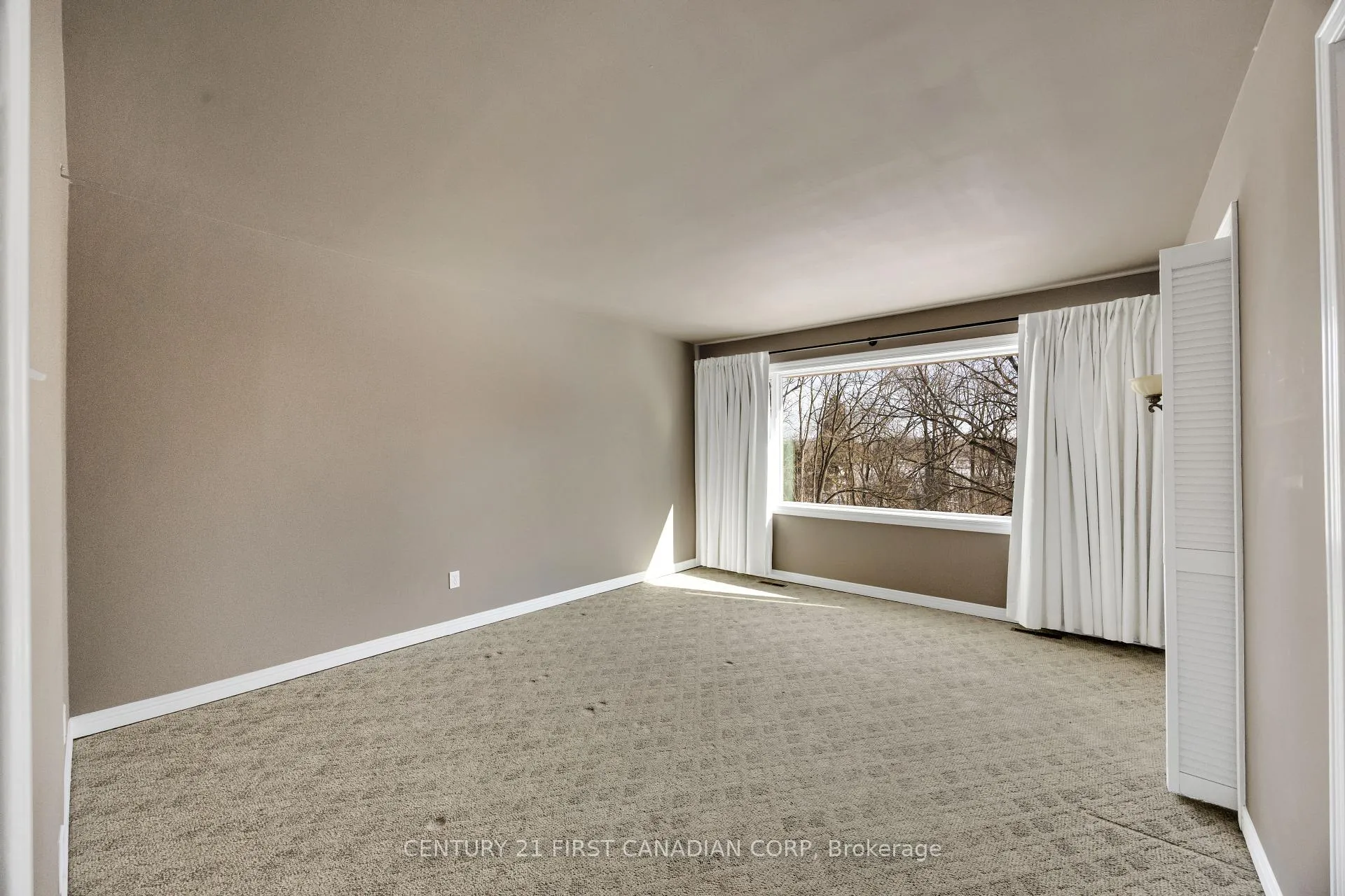 Photo 26 of Unit 3, 703 Windermere Road, London, North G — HOMEH