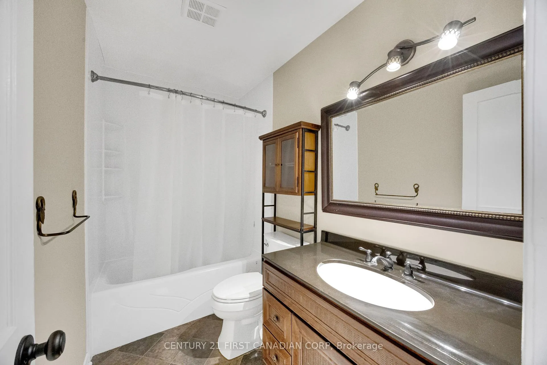 Photo 30 of Unit 3, 703 Windermere Road, London, North G — HOMEH