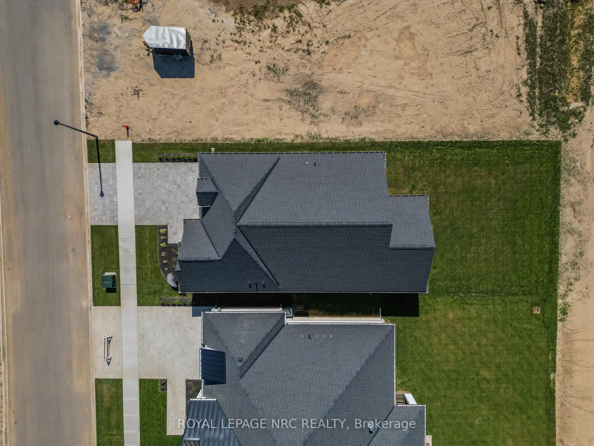 Photo 34 of 4 Page Street, Pelham, Fonthill — HOMEH