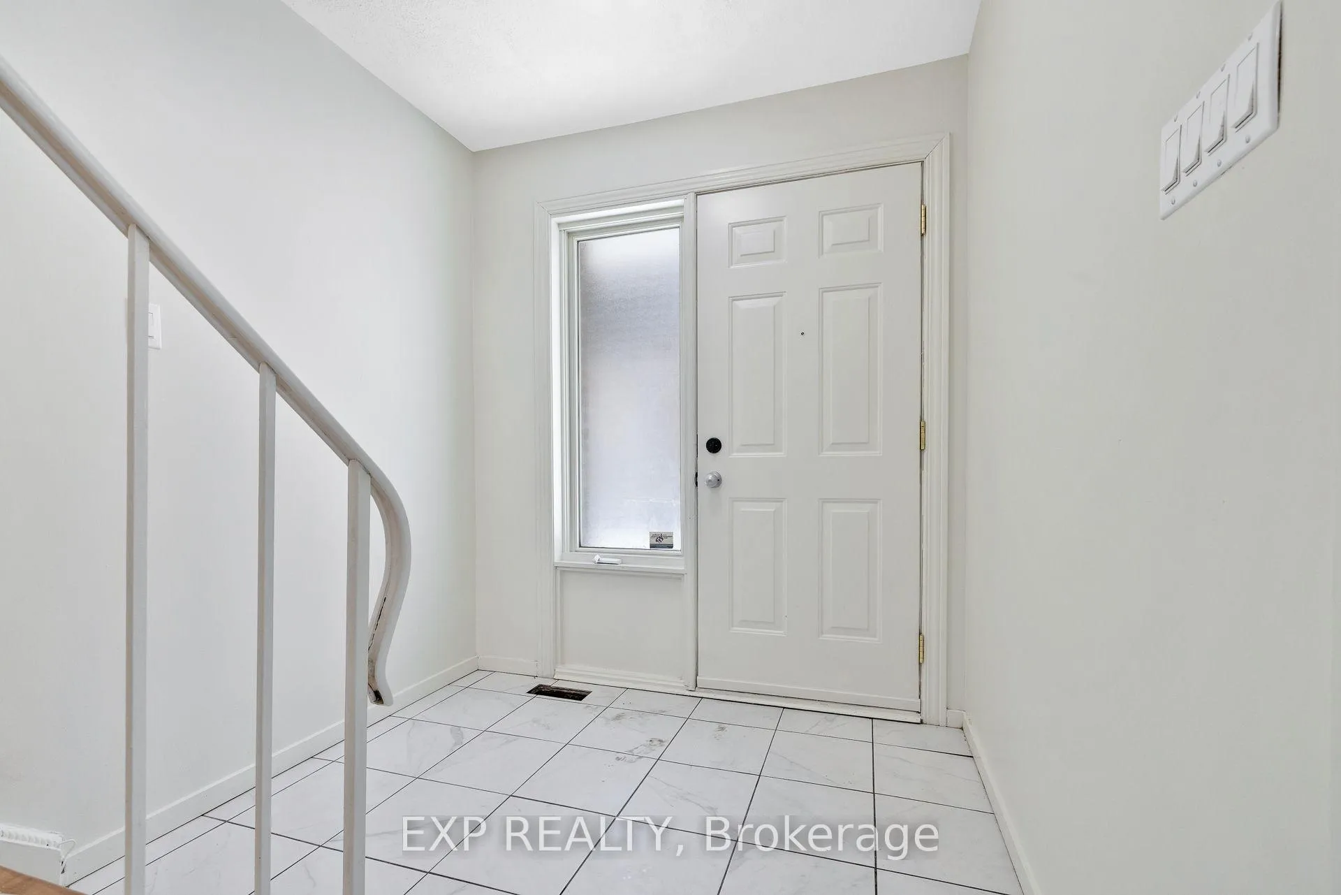 Photo 3 of Unit 99, 3260 Southgate Road, Ottawa, South Keys — HOMEH