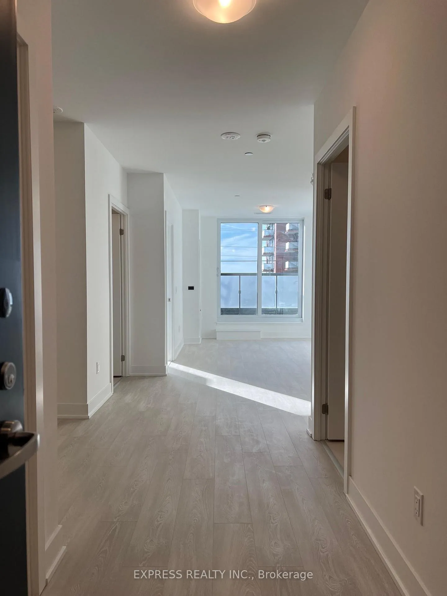 Photo 4 of Unit 313, 2545 Simcoe Street N, Oshawa, Windfields — HOMEH