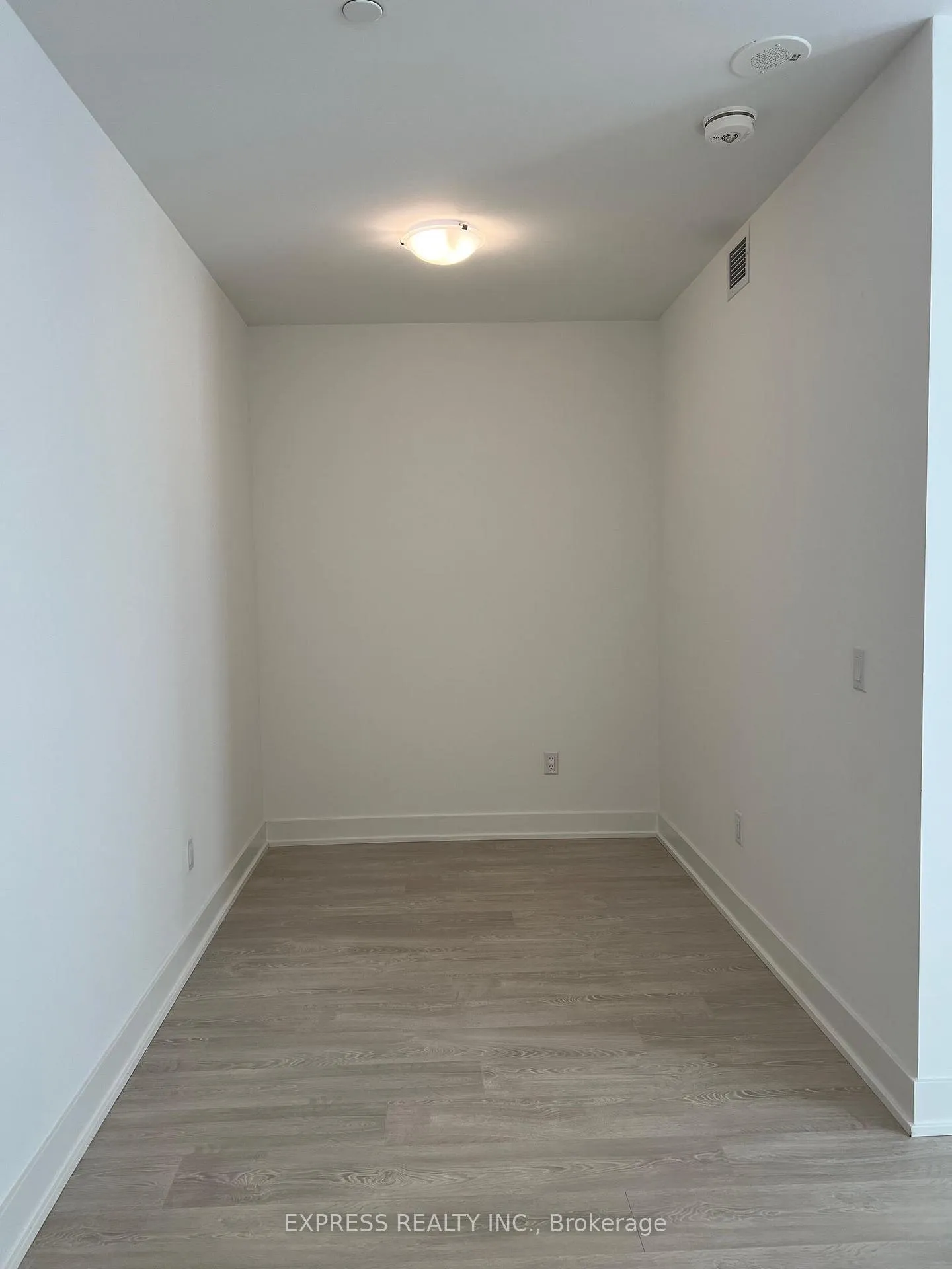 Photo 6 of Unit 313, 2545 Simcoe Street N, Oshawa, Windfields — HOMEH