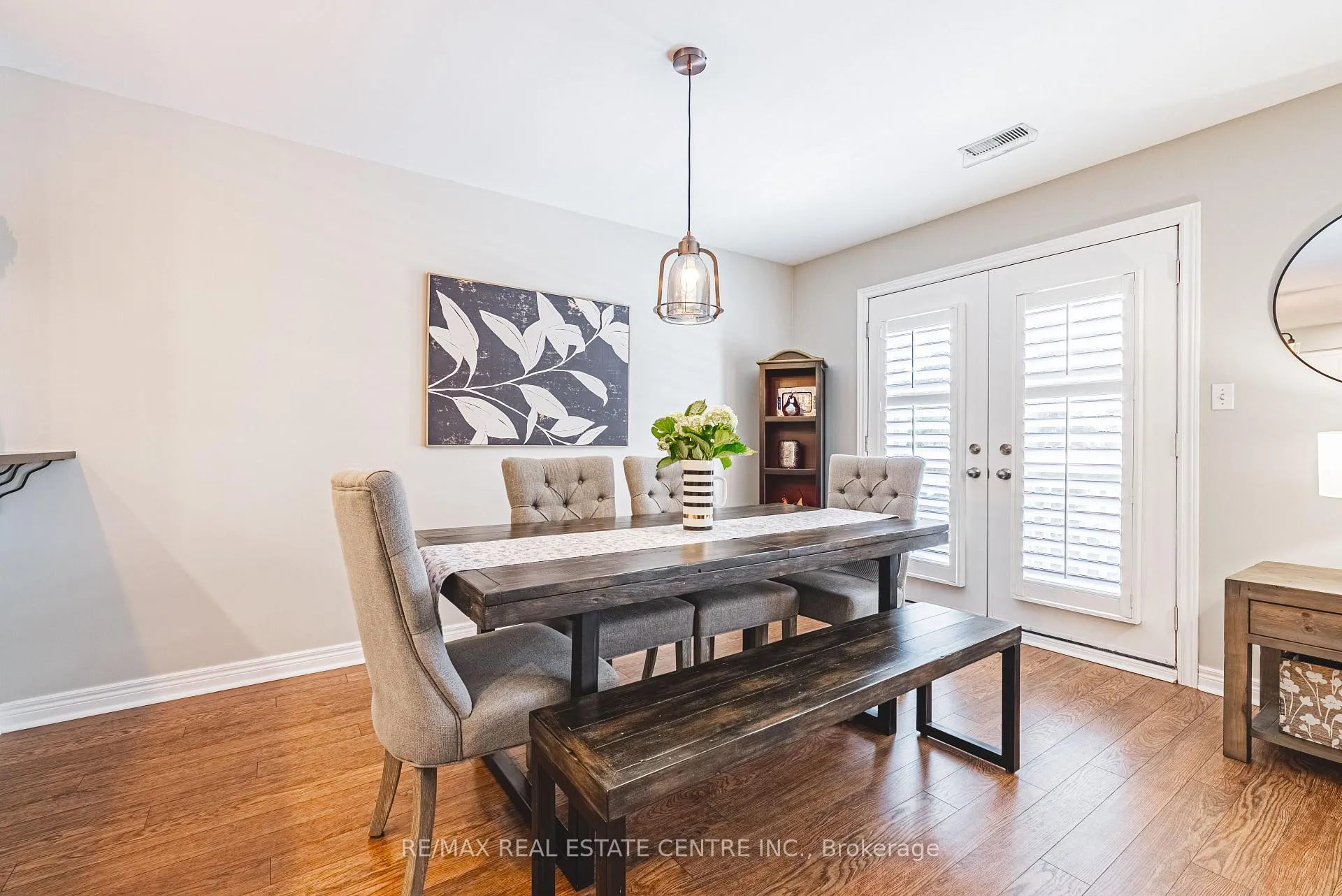 Photo 9 of Unit 18, 705 Cumberland Avenue, Burlington, Roseland — HOMEH