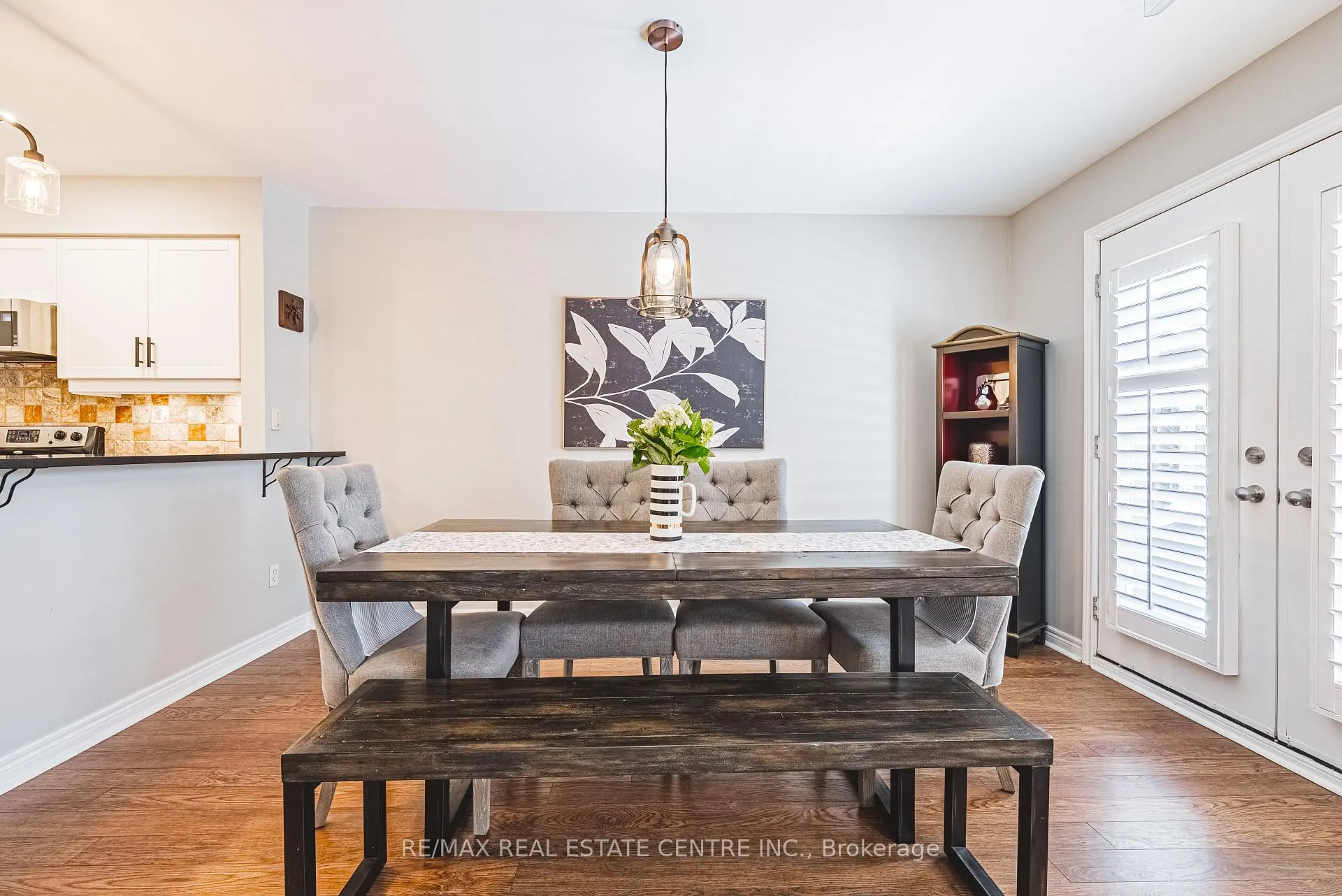 Photo 10 of Unit 18, 705 Cumberland Avenue, Burlington, Roseland — HOMEH