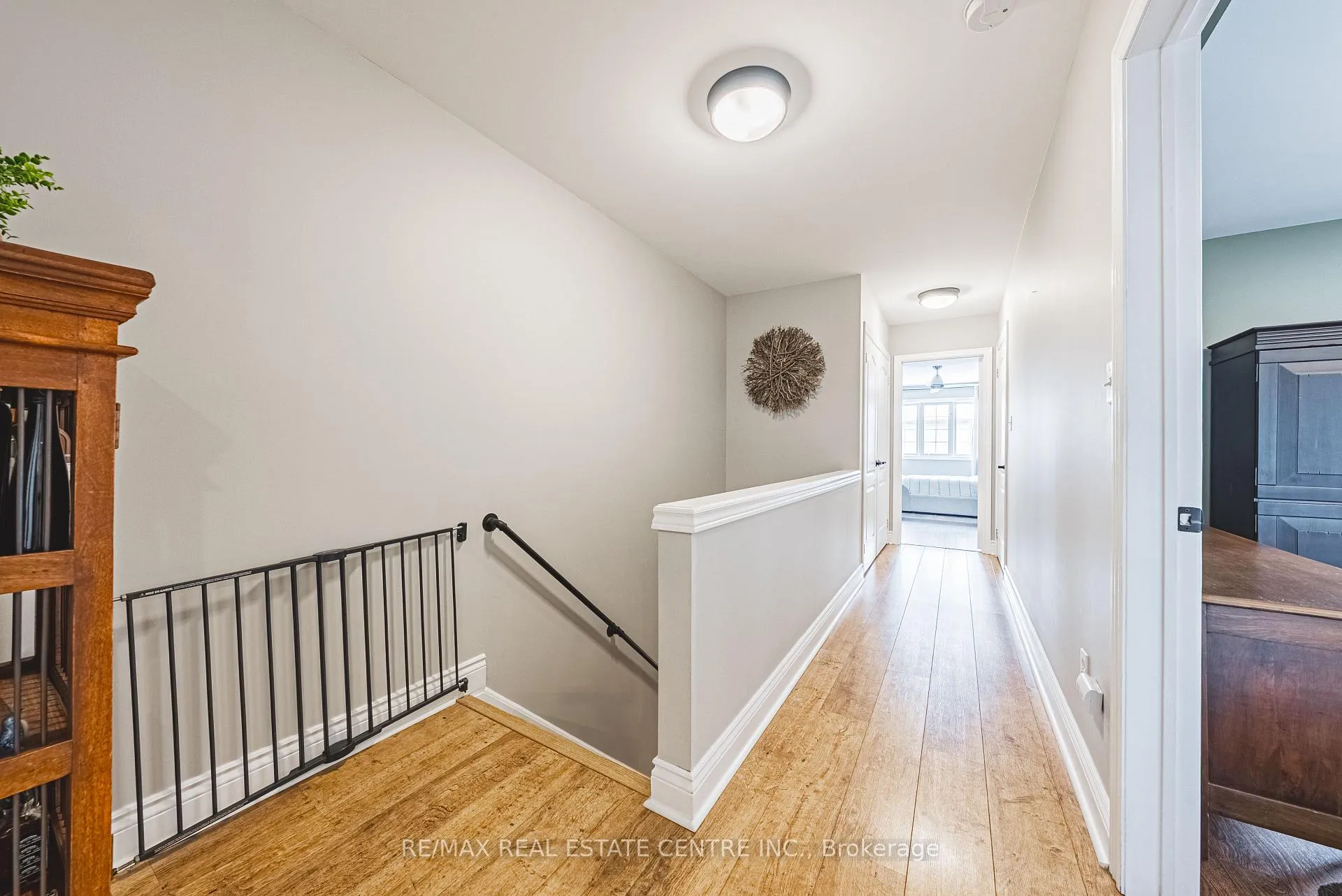 Photo 15 of Unit 18, 705 Cumberland Avenue, Burlington, Roseland — HOMEH
