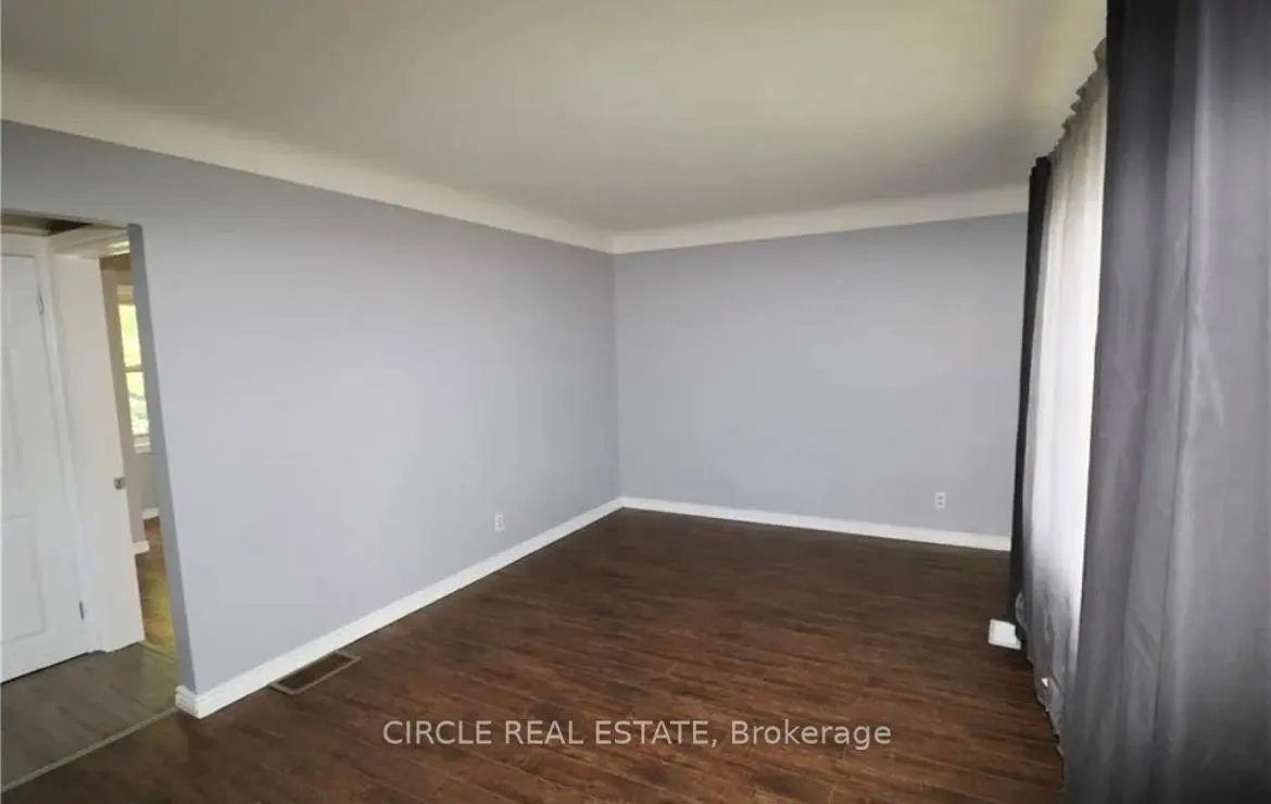 Photo 11 of 6755 McLeod Road, Niagara Falls, Arad/Fallsview — HOMEH