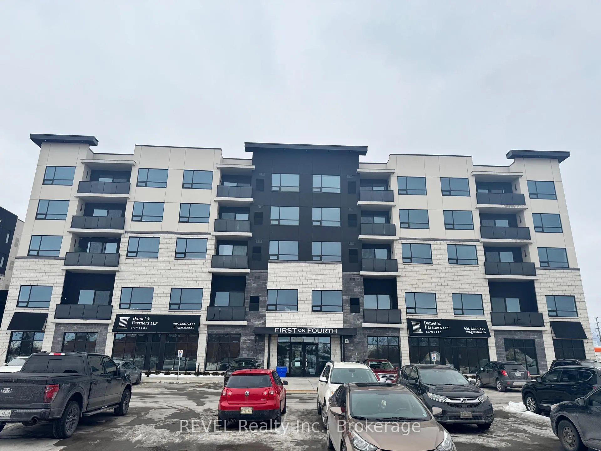 Photo 1 of Unit 210, 300B Fourth Avenue, St. Catharines, Ridley — HOMEH