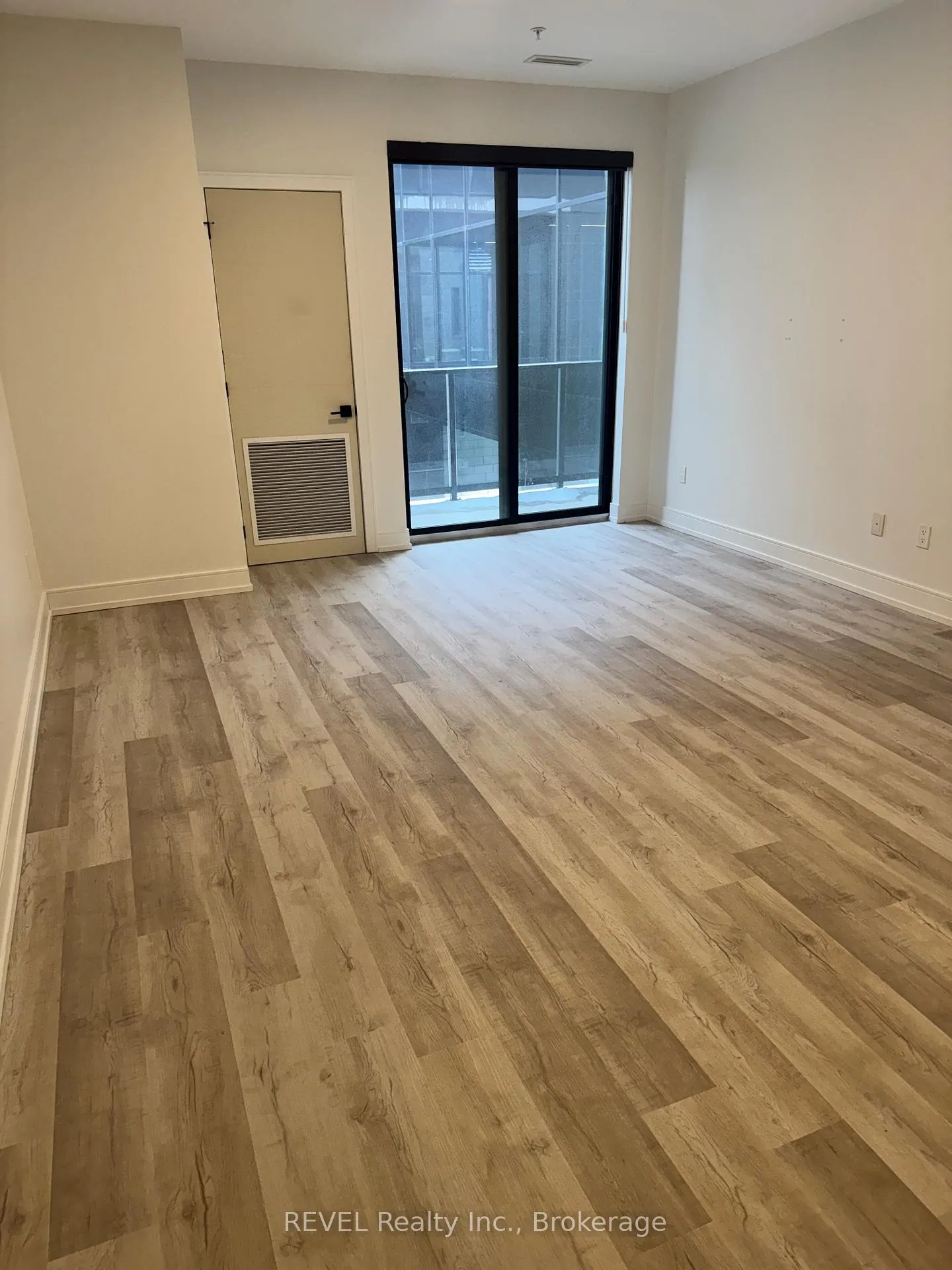 Photo 10 of Unit 210, 300B Fourth Avenue, St. Catharines, Ridley — HOMEH