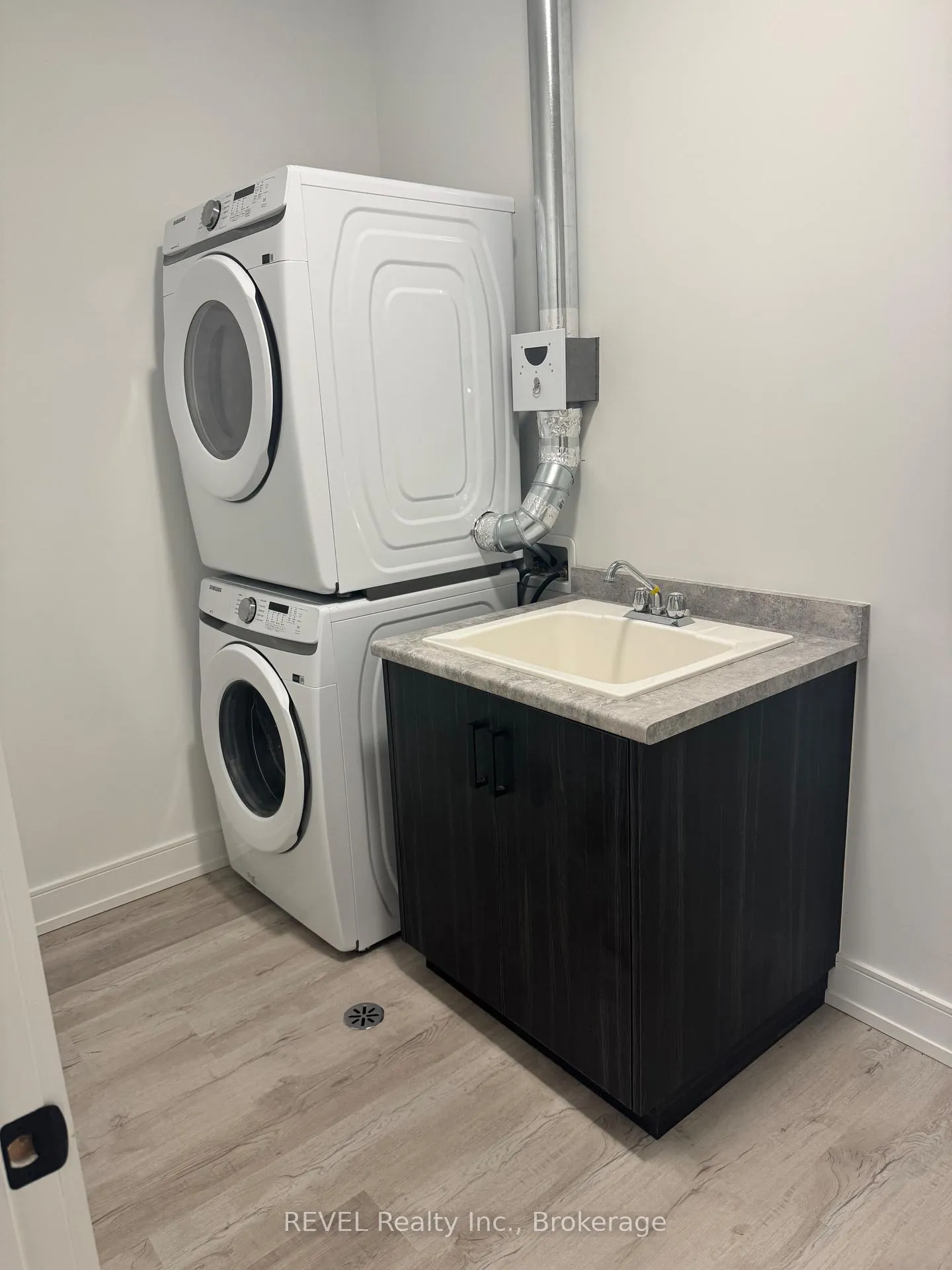 Photo 18 of Unit 210, 300B Fourth Avenue, St. Catharines, Ridley — HOMEH