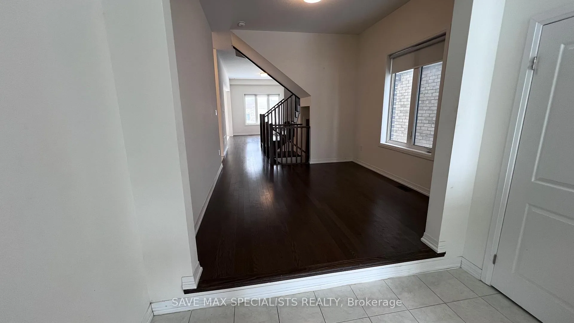 Photo 2 of 27 Hitchman Street, Brant, Paris — HOMEH