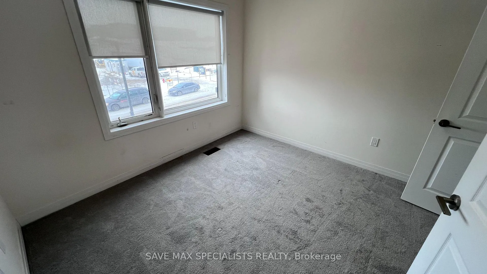 Photo 20 of 27 Hitchman Street, Brant, Paris — HOMEH