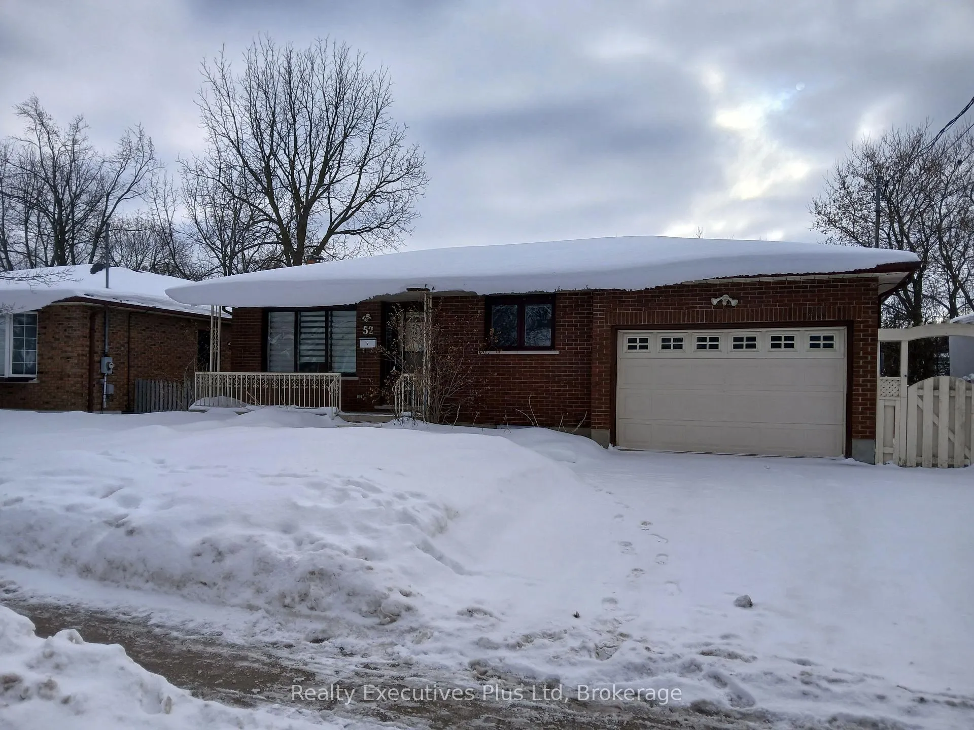 Photo 1 of 52 Alma Street N, Guelph, Junction/Onward Willow — HOMEH