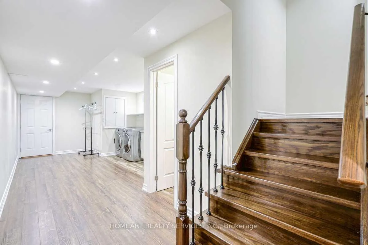 Photo 33 of 40 Stoots Street, Markham, Wismer — HOMEH
