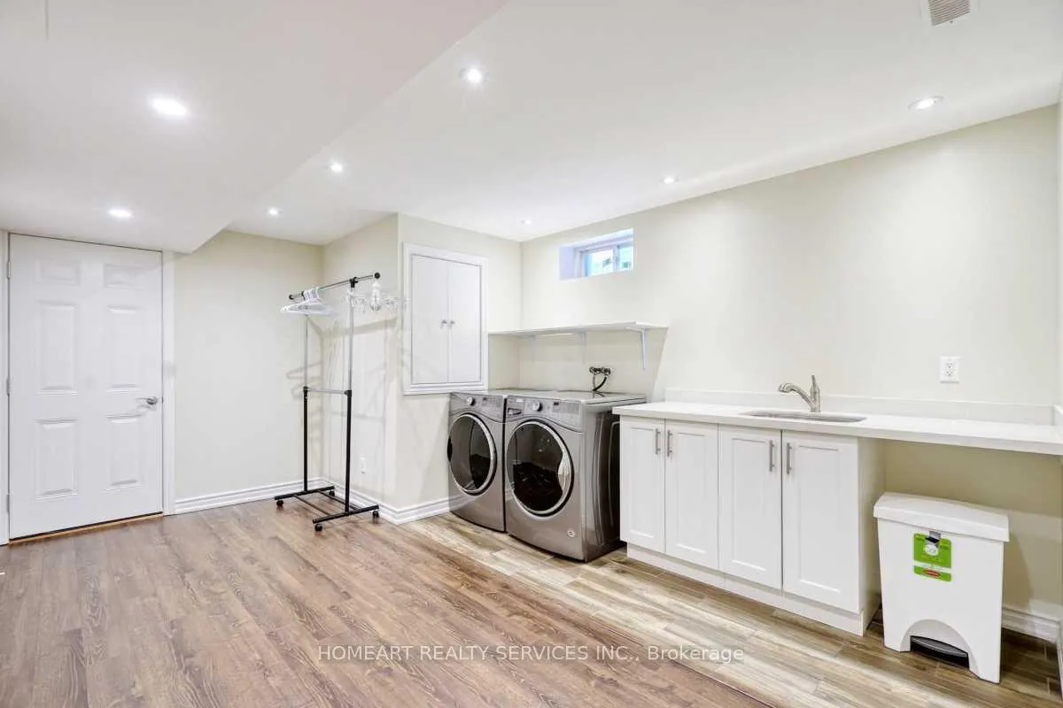 Photo 34 of 40 Stoots Street, Markham, Wismer — HOMEH