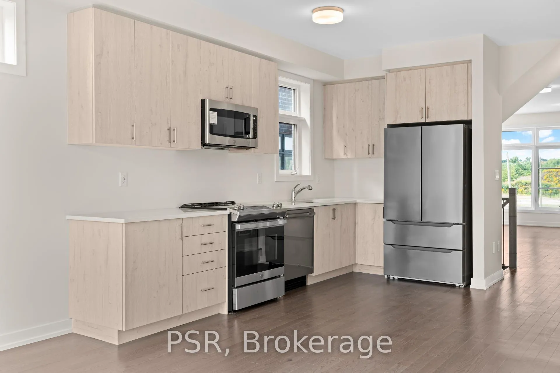 Photo 6 of Unit 84, 2600 Castlegate Crossing, Pickering, Duffin Heights — HOMEH