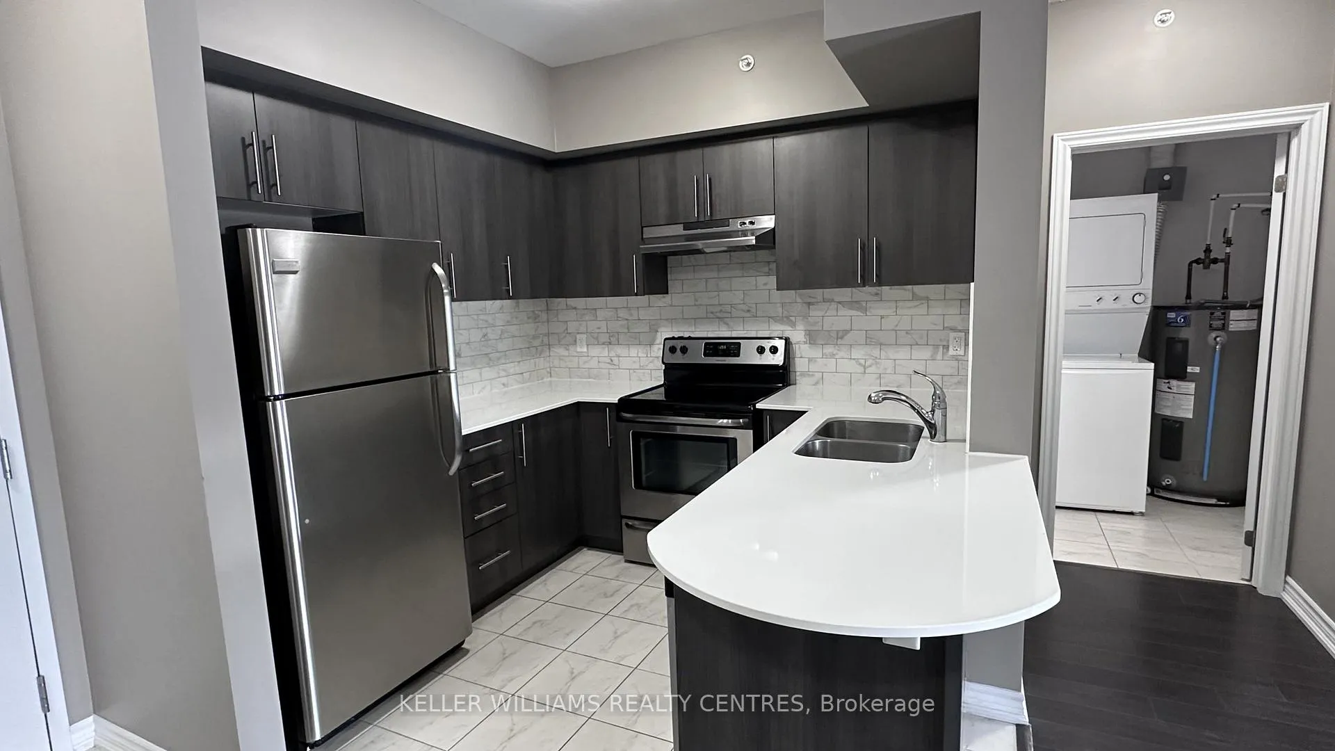 Photo 5 of Unit 207, 40 Ferndale Drive S, Barrie, Ardagh — HOMEH