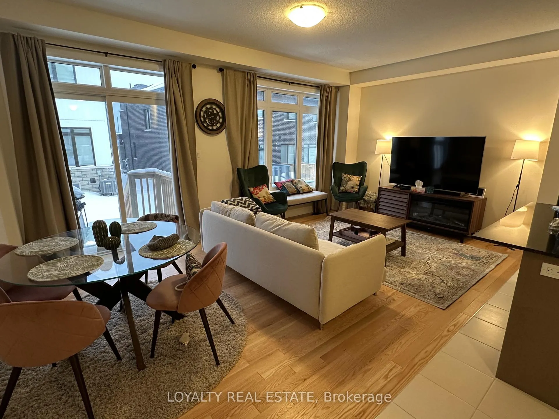 Photo 5 of 2971 Seagrass Street, Pickering, Rural Pickering — HOMEH